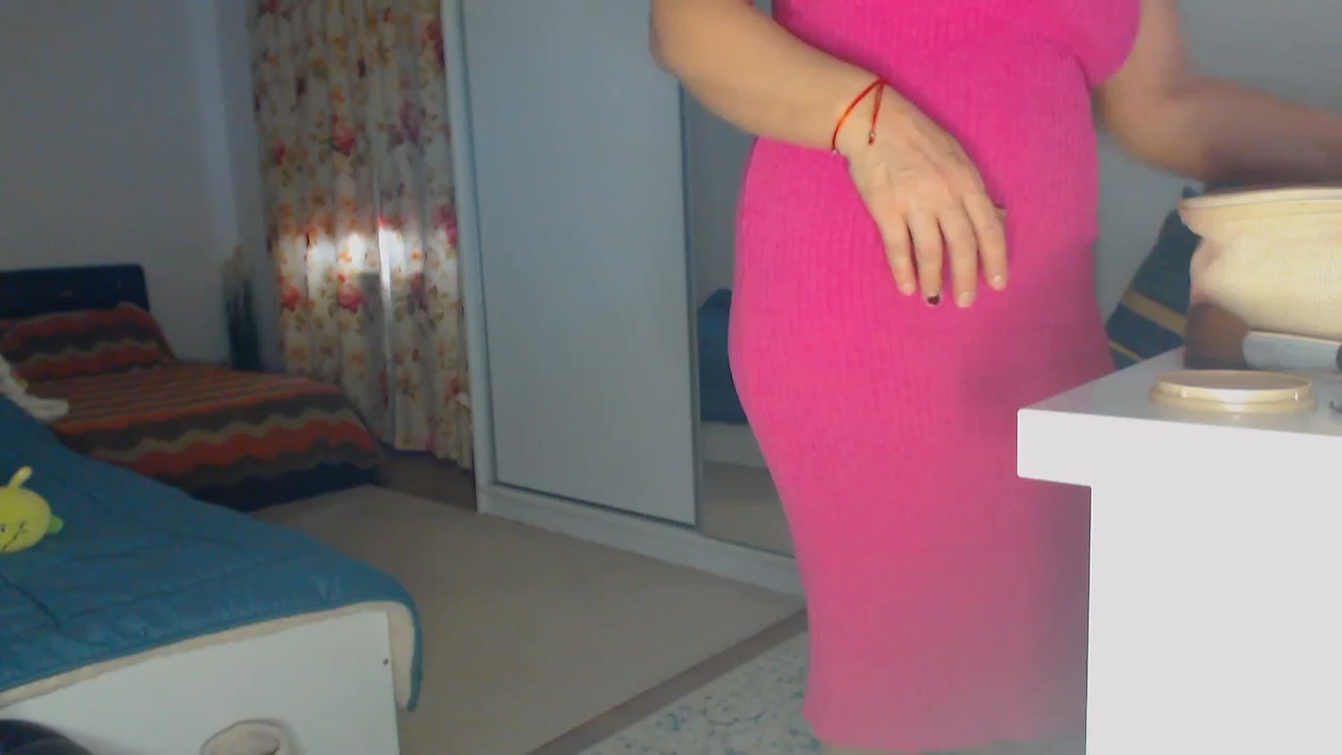 Gallery image thumbnail from Merlyn4u's myfreecams stream on, 01/06/2026, 14:39 image 1 of 20