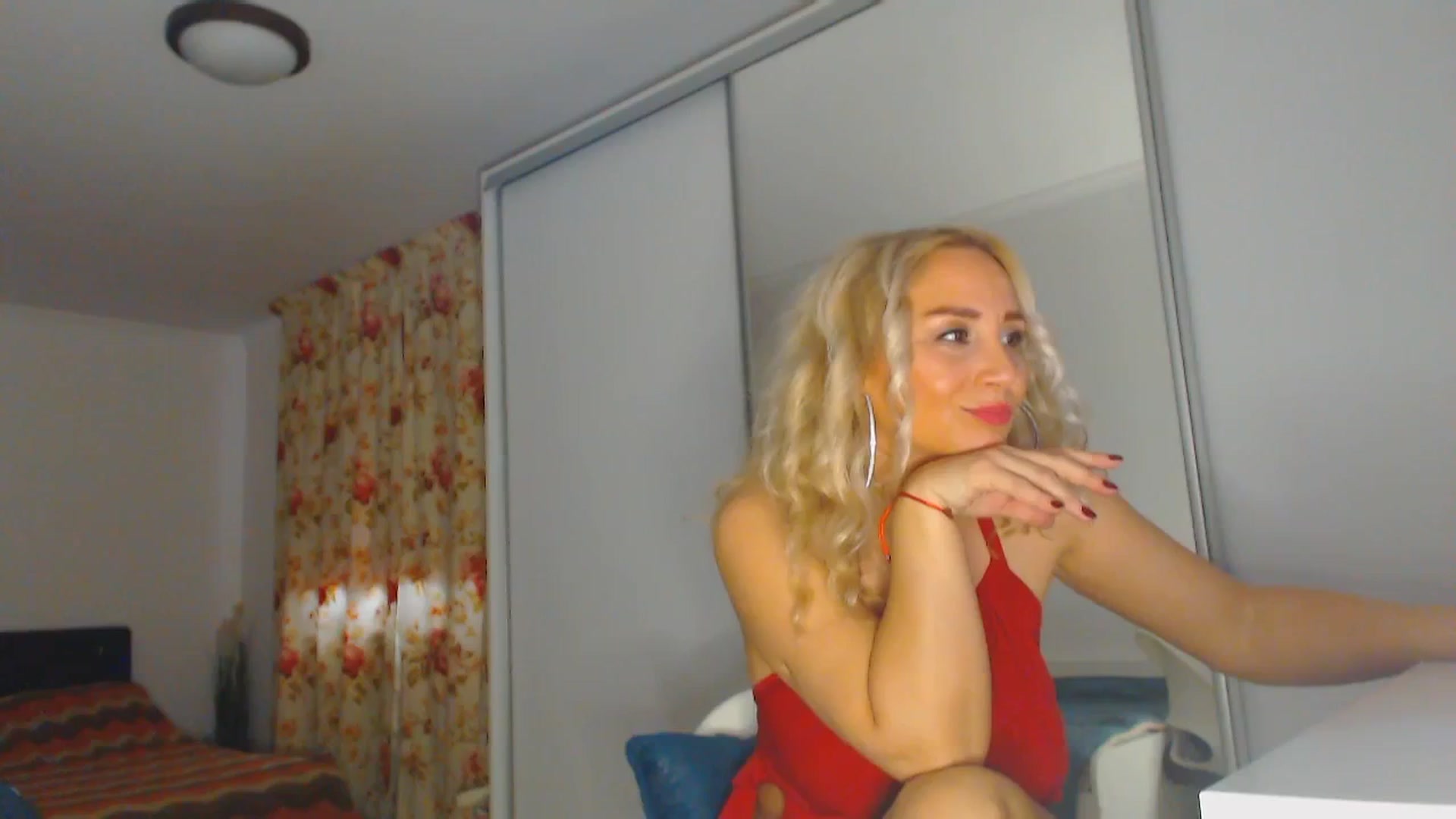 Gallery image thumbnail from Merlyn4u's myfreecams stream on, 01/08/2026, 11:48 image 14 of 20