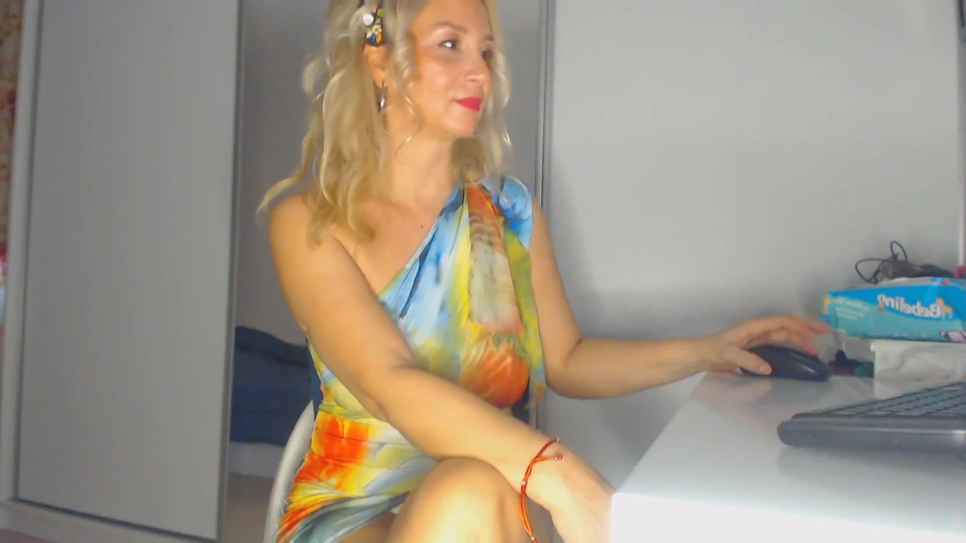 Gallery image thumbnail from Merlyn4u's myfreecams stream on, 01/20/2026, 10:55 image 1 of 20