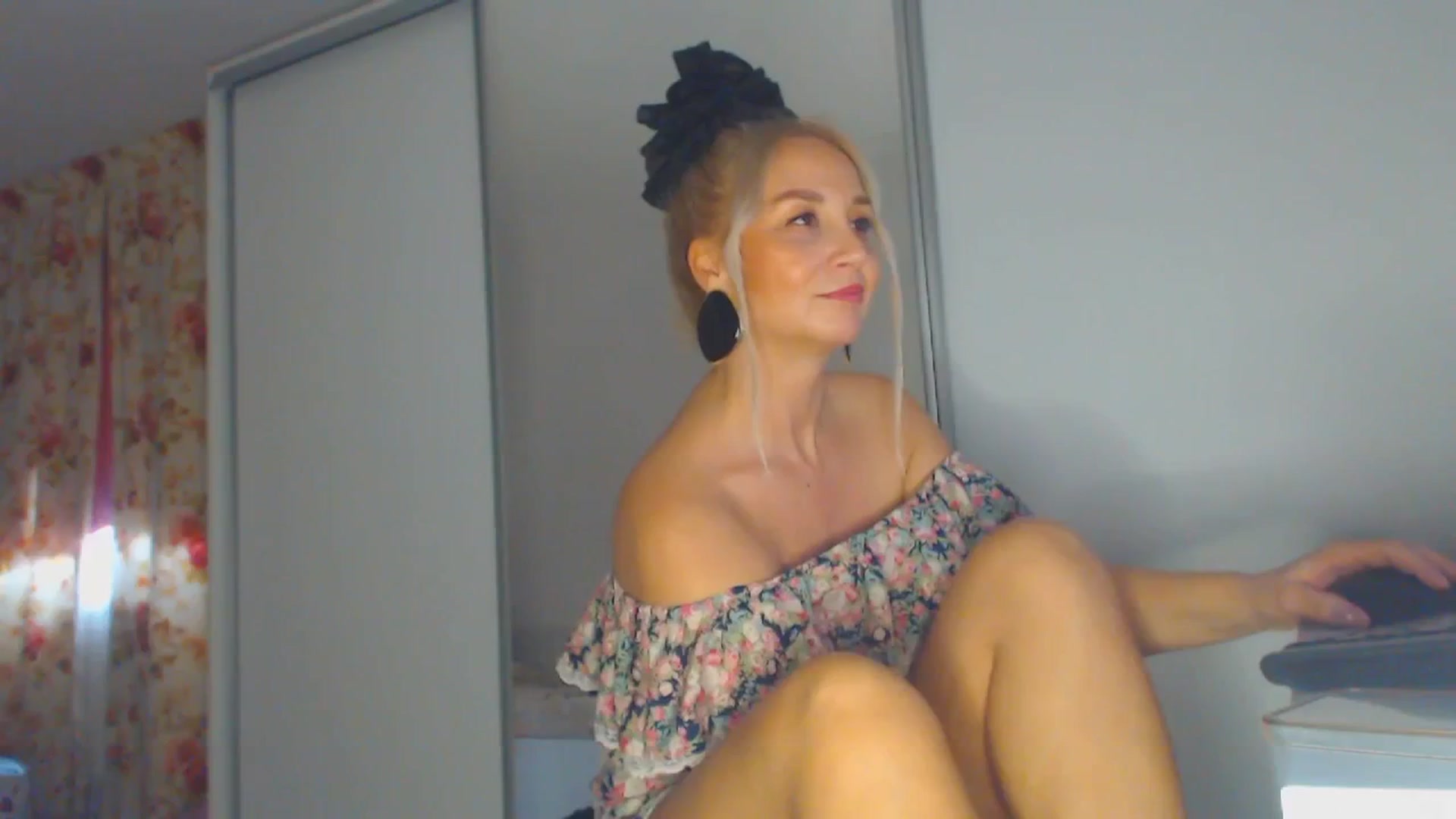Gallery image thumbnail from Merlyn4u's myfreecams stream on, 01/29/2026, 12:41 image 7 of 20
