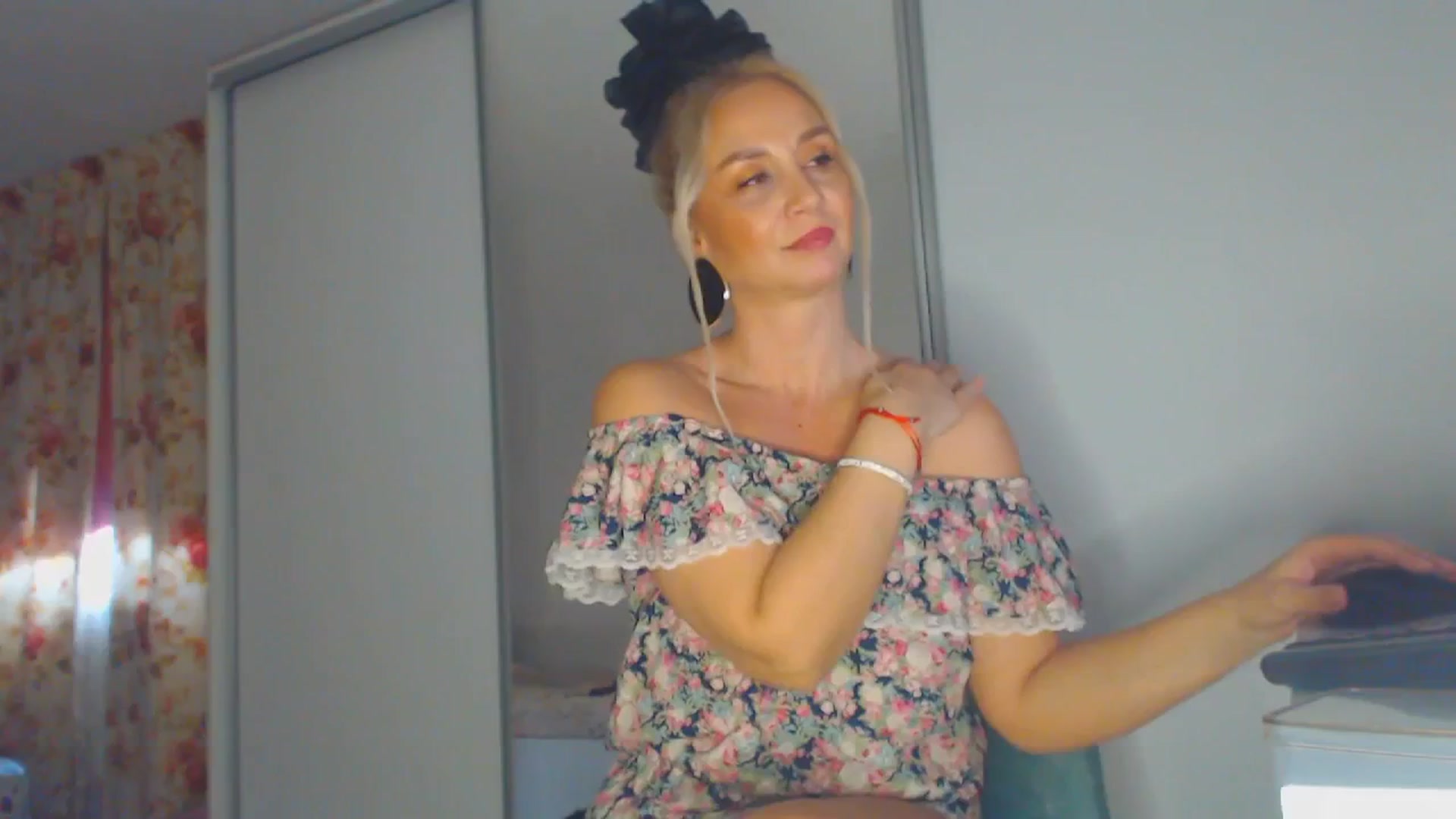 Gallery image thumbnail from Merlyn4u's myfreecams stream on, 01/29/2026, 12:41 image 6 of 20
