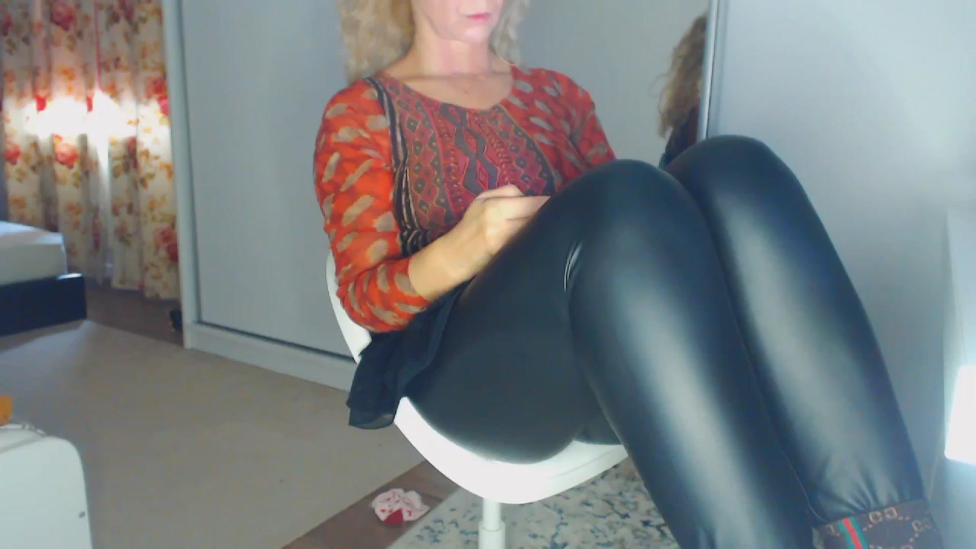 Gallery image thumbnail from Merlyn4u's myfreecams stream on, 02/18/2026, 13:28 image 3 of 20