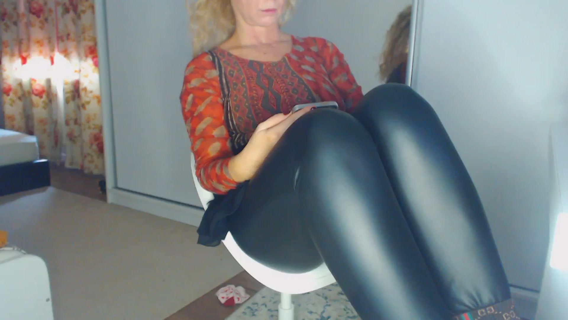 Gallery image thumbnail from Merlyn4u's myfreecams stream on, 02/18/2026, 13:28 image 5 of 20