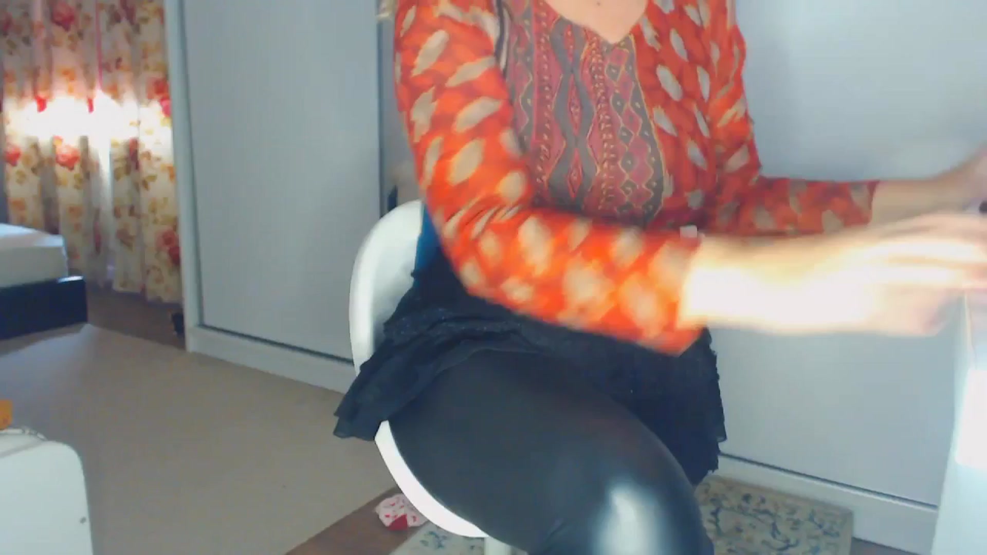 Gallery image thumbnail from Merlyn4u's myfreecams stream on, 02/18/2026, 13:28 image 9 of 20