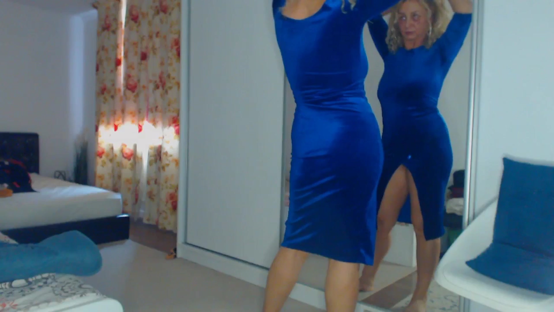 Gallery image thumbnail from Merlyn4u's myfreecams stream on, 02/19/2026, 12:39 image 12 of 20