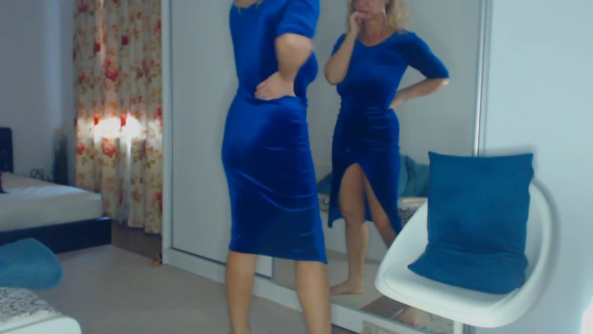 Gallery image thumbnail from Merlyn4u's myfreecams stream on, 02/19/2026, 15:14 image 8 of 20