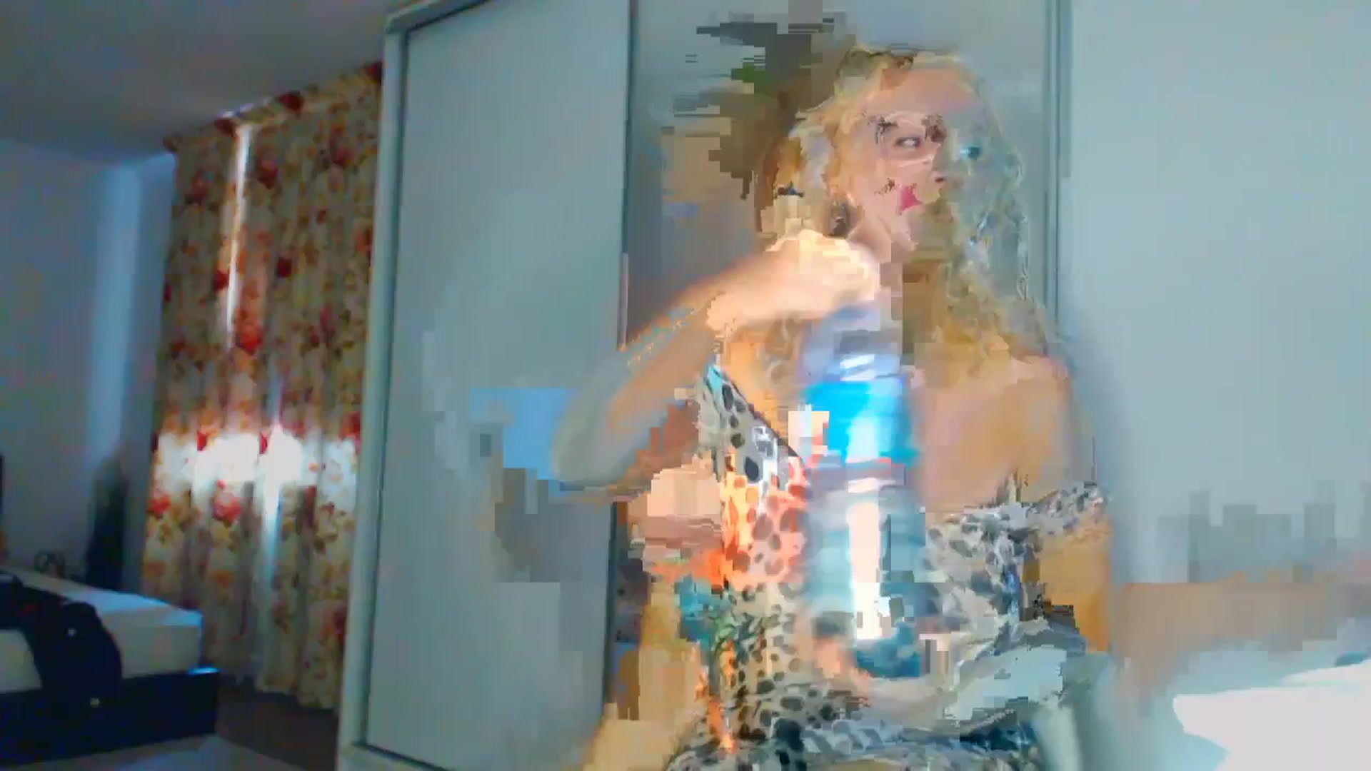 Gallery image thumbnail from Merlyn4u's myfreecams stream on, 02/20/2026, 13:07 image 2 of 20