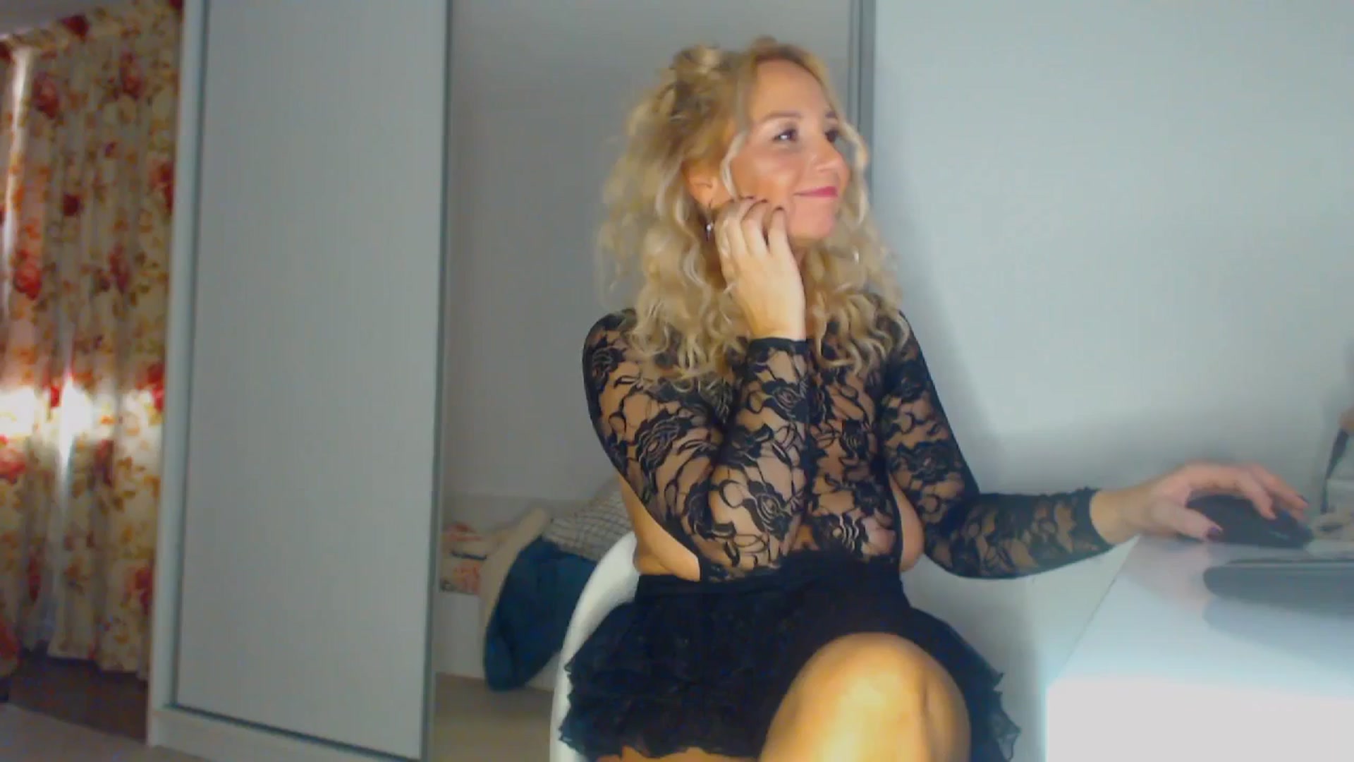 Gallery image thumbnail from Merlyn4u's myfreecams stream on, 02/21/2026, 12:32 image 13 of 20