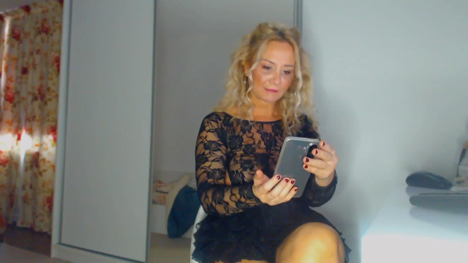 Gallery image thumbnail from Merlyn4u's myfreecams stream on, 02/21/2026, 12:32 image 14 of 20