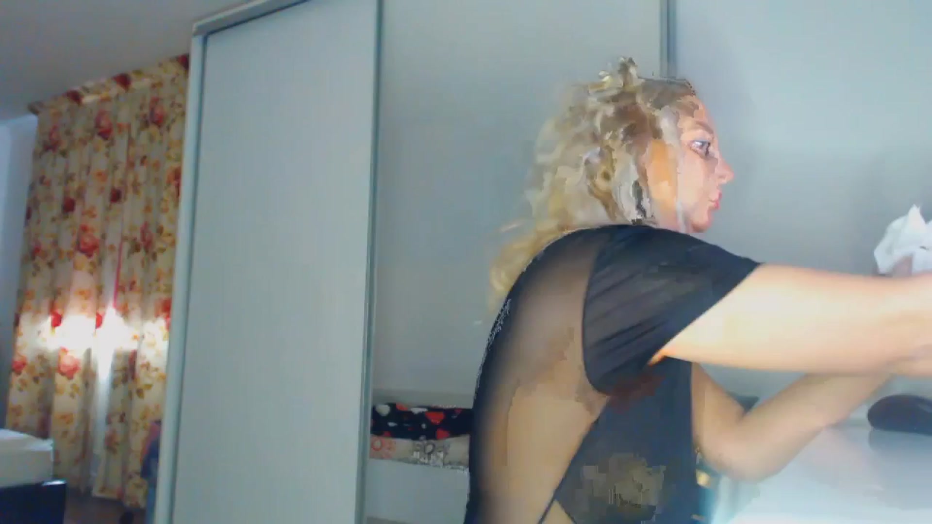 Gallery image thumbnail from Merlyn4u's myfreecams stream on, 02/24/2026, 08:44 image 4 of 20