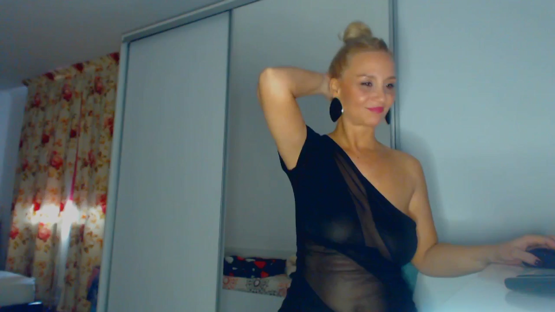 Gallery image thumbnail from Merlyn4u's myfreecams stream on, 02/24/2026, 09:58 image 20 of 20
