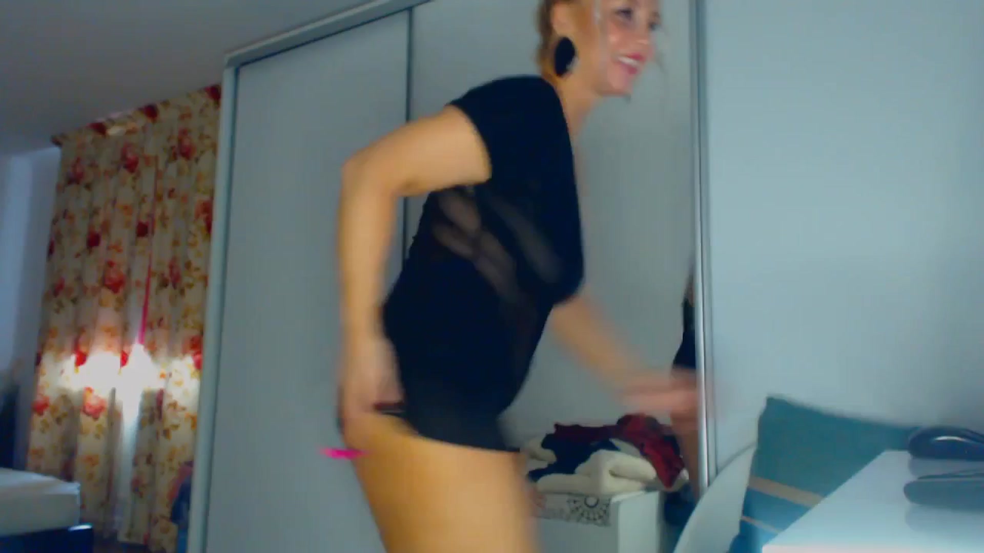 Gallery image thumbnail from Merlyn4u's myfreecams stream on, 02/24/2026, 09:58 image 4 of 20