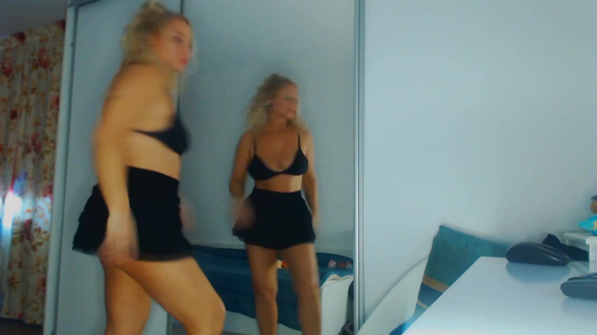 Gallery image thumbnail from Merlyn4u's myfreecams stream on, 02/25/2026, 12:33 image 3 of 20