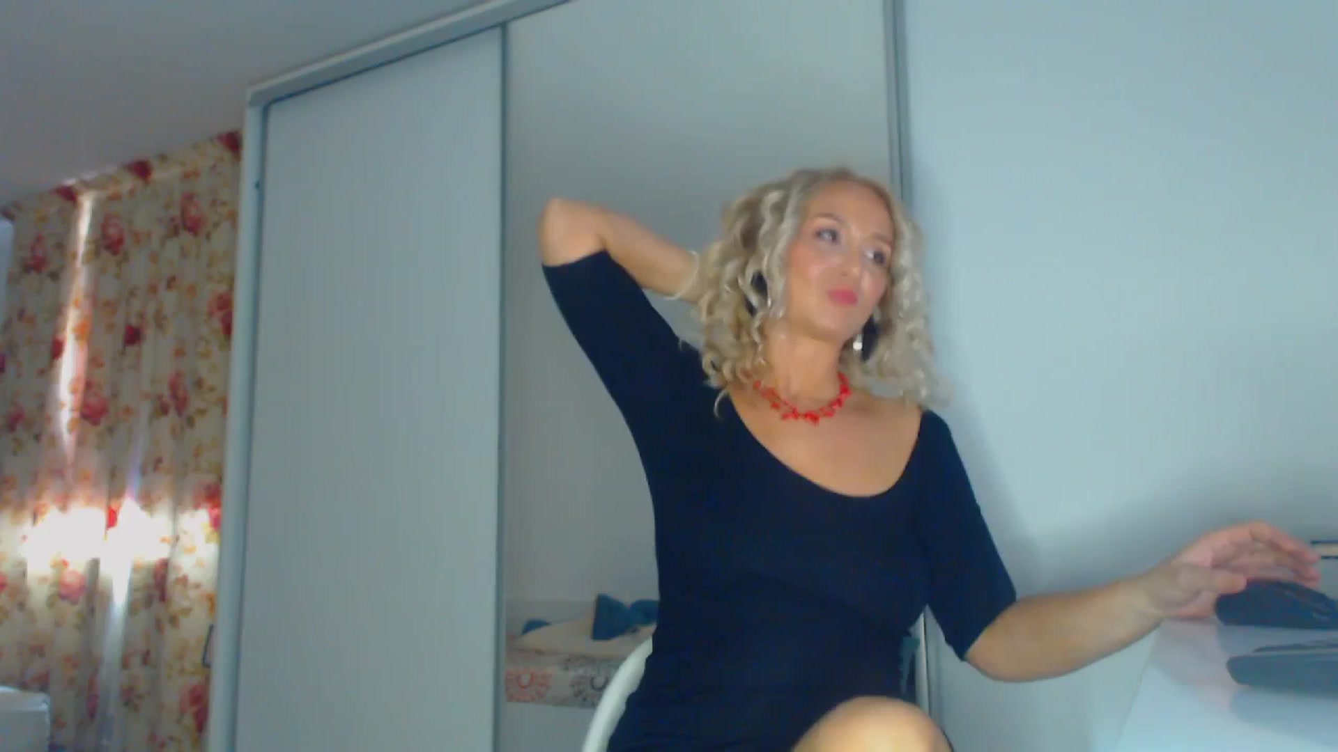 Gallery image thumbnail from Merlyn4u's myfreecams stream on, 02/28/2026, 13:19 image 9 of 20