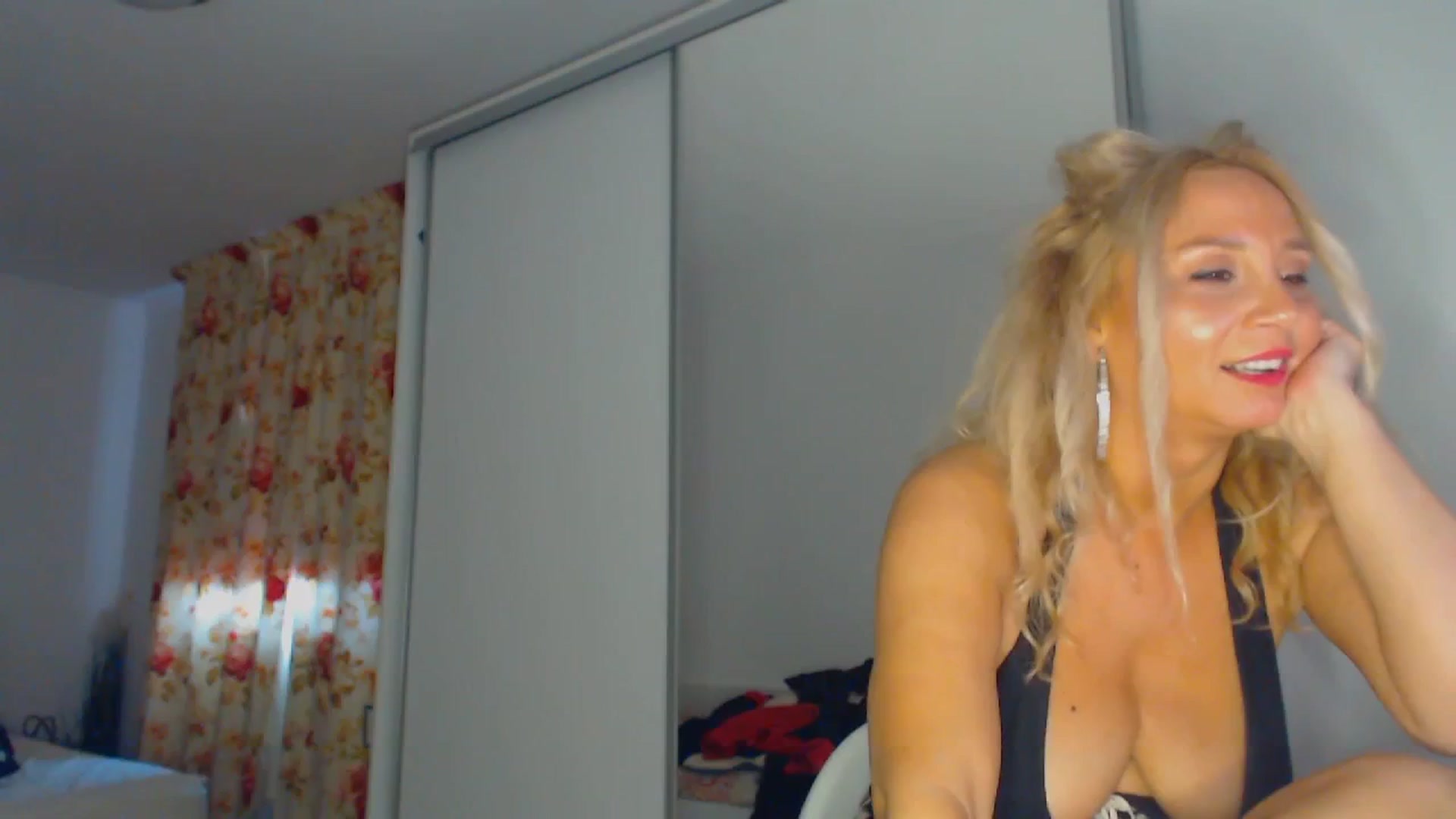 Gallery image thumbnail from Merlyn4u's myfreecams stream on, 03/04/2026, 11:48 image 20 of 20