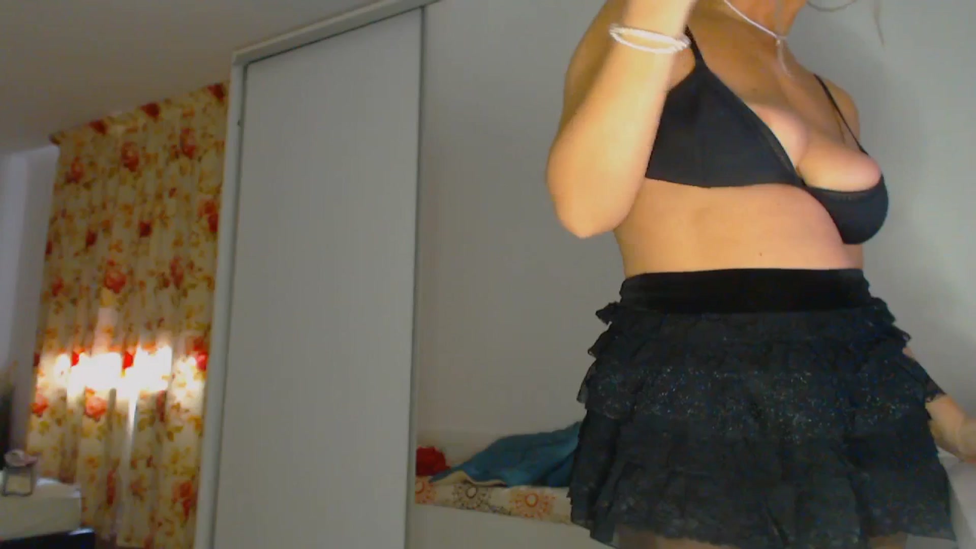 Gallery image thumbnail from Merlyn4u's myfreecams stream on, 03/05/2026, 13:04 image 10 of 20