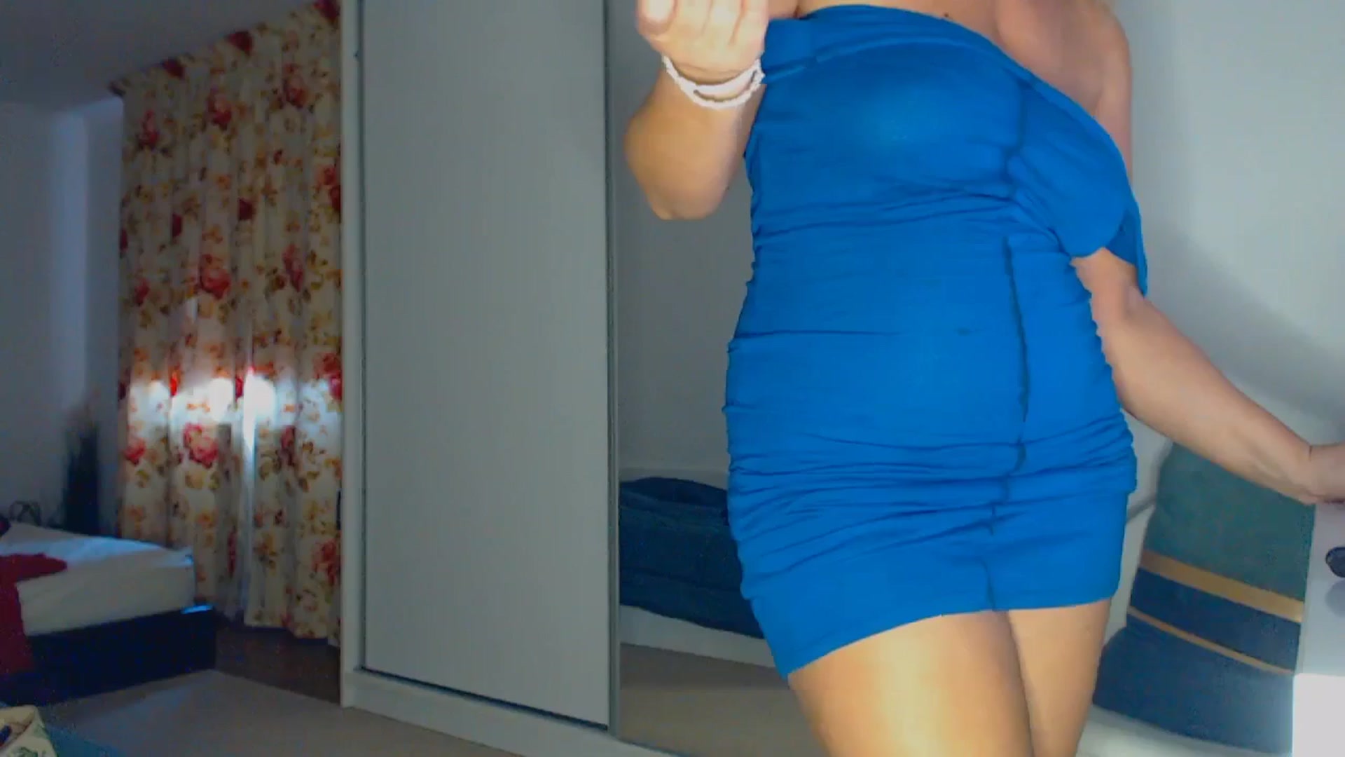 Gallery image thumbnail from Merlyn4u's myfreecams stream on, 03/06/2026, 12:10 image 16 of 20