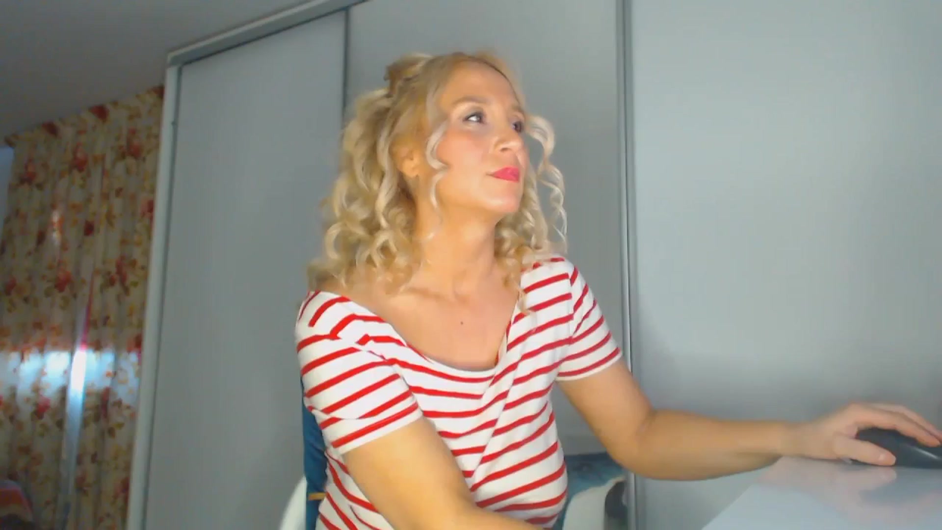 Gallery image thumbnail from Merlyn4u's myfreecams stream on, 03/07/2026, 12:58 image 1 of 20
