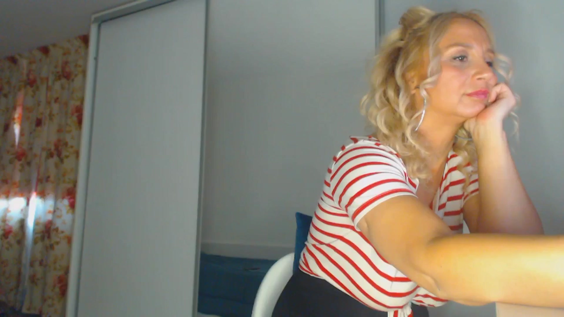 Gallery image thumbnail from Merlyn4u's myfreecams stream on, 03/07/2026, 15:04 image 17 of 20