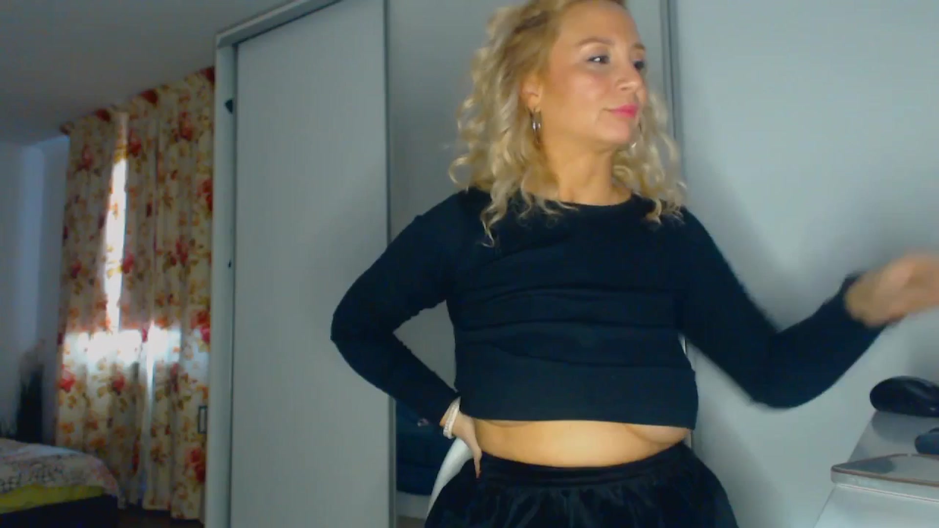 Gallery image thumbnail from Merlyn4u's myfreecams stream on, 03/11/2026, 16:08 image 2 of 20
