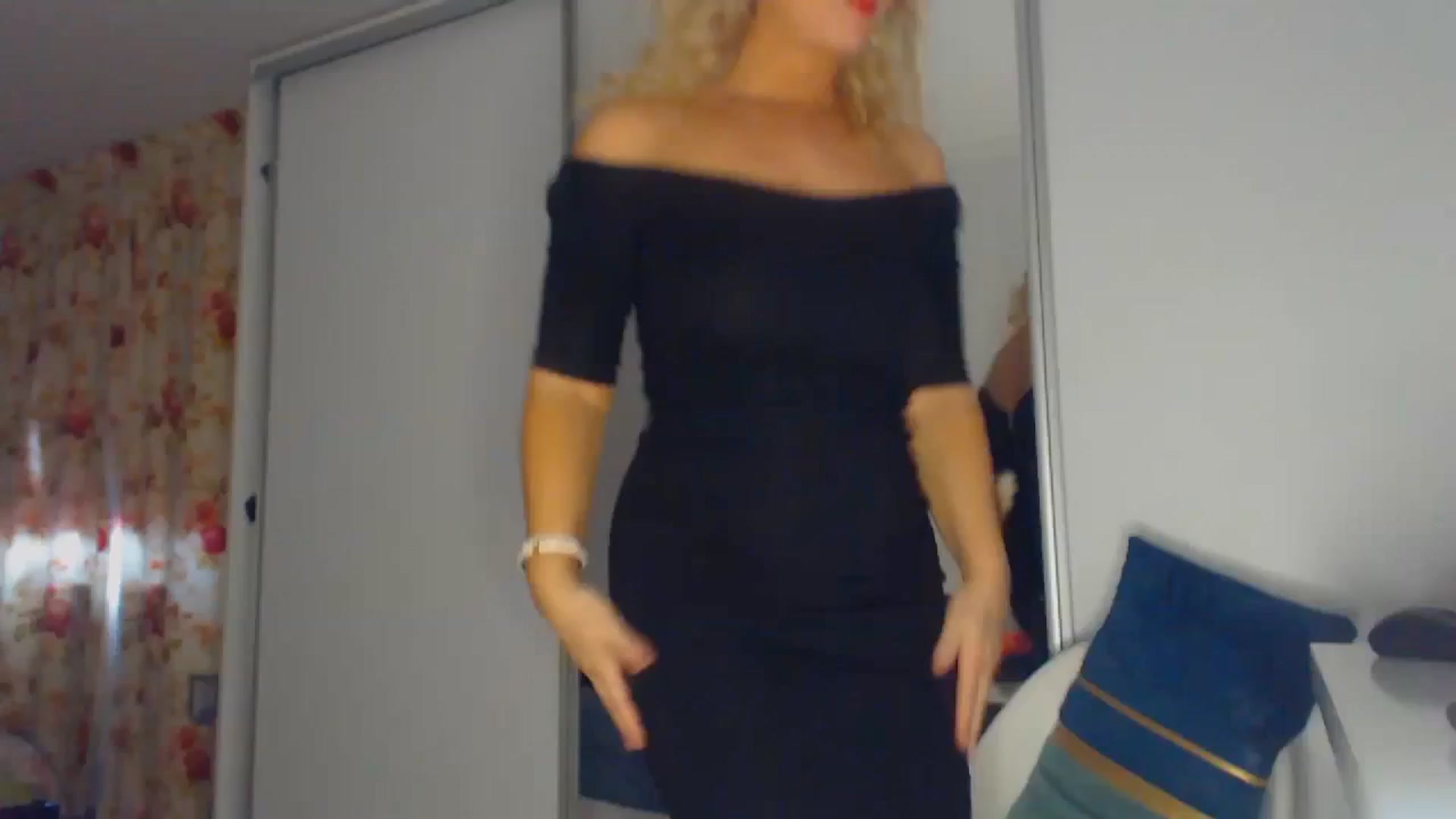 Gallery image thumbnail from Merlyn4u's myfreecams stream on, 03/13/2026, 11:59 image 15 of 20