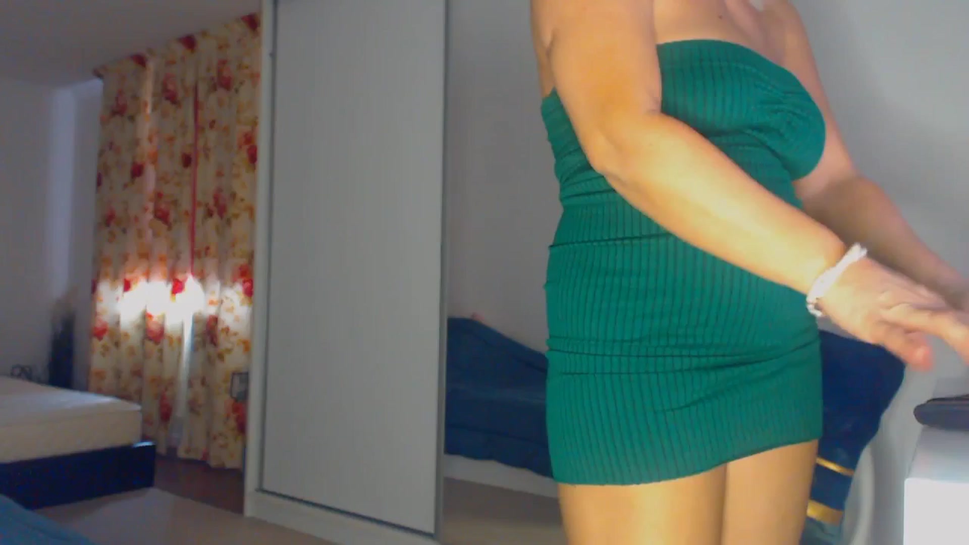 Gallery image thumbnail from Merlyn4u's myfreecams stream on, 03/15/2026, 14:10 image 7 of 20