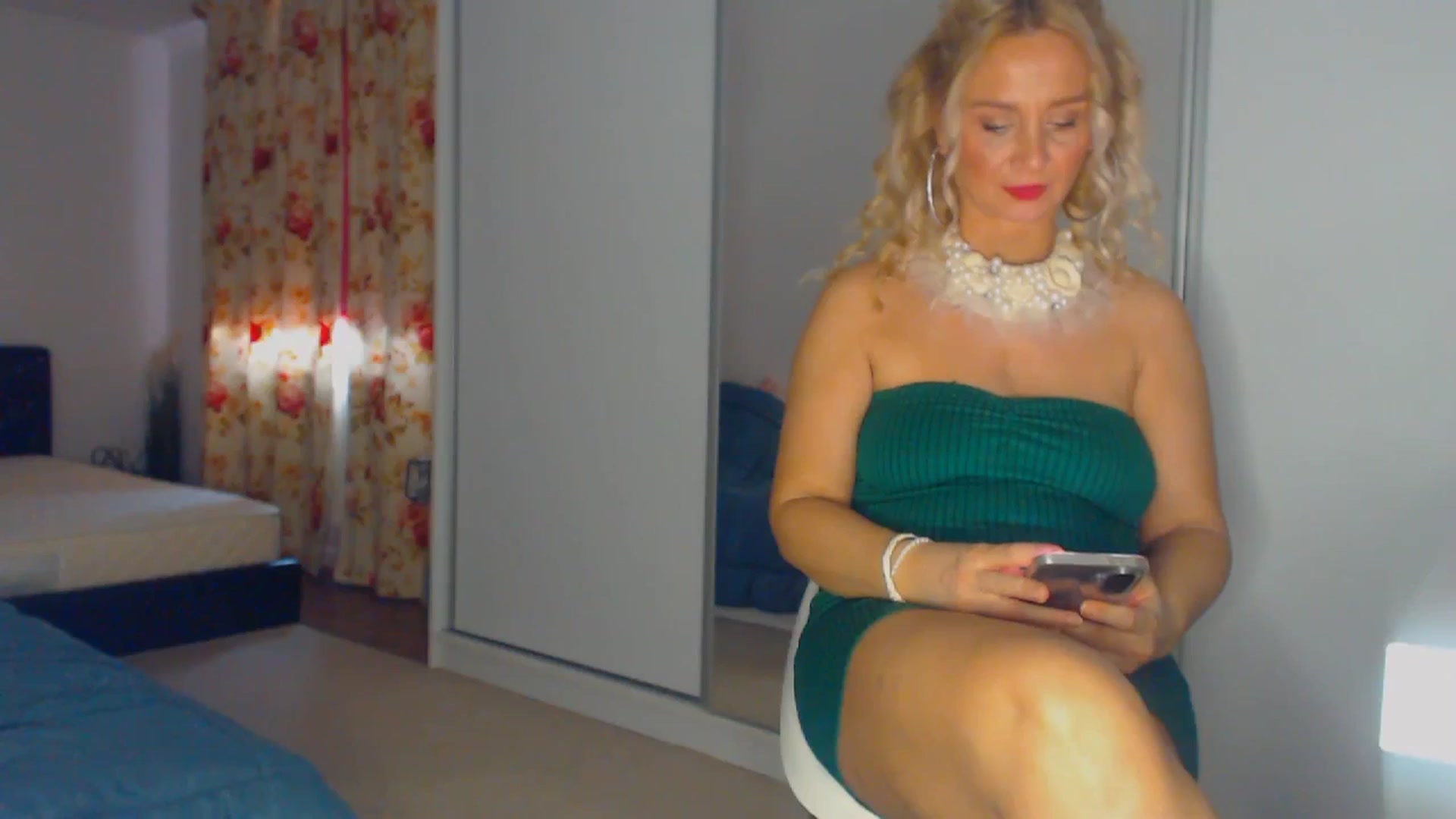 Gallery image thumbnail from Merlyn4u's myfreecams stream on, 03/15/2026, 15:14 image 14 of 20