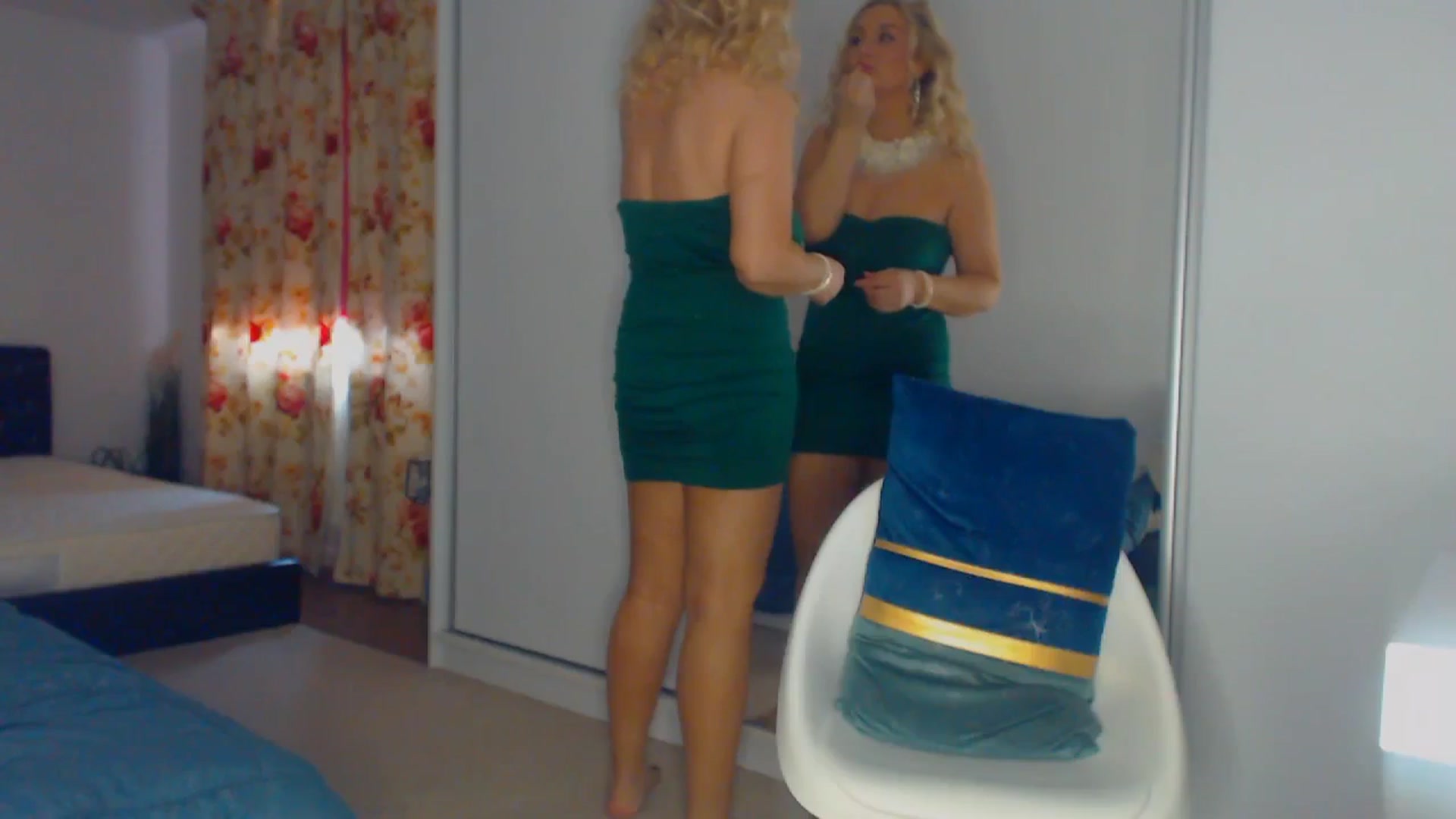 Gallery image thumbnail from Merlyn4u's myfreecams stream on, 03/15/2026, 15:14 image 13 of 20