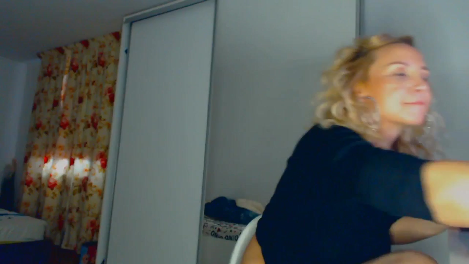 Gallery image thumbnail from Merlyn4u's myfreecams stream on, 03/22/2026, 14:14 image 5 of 20