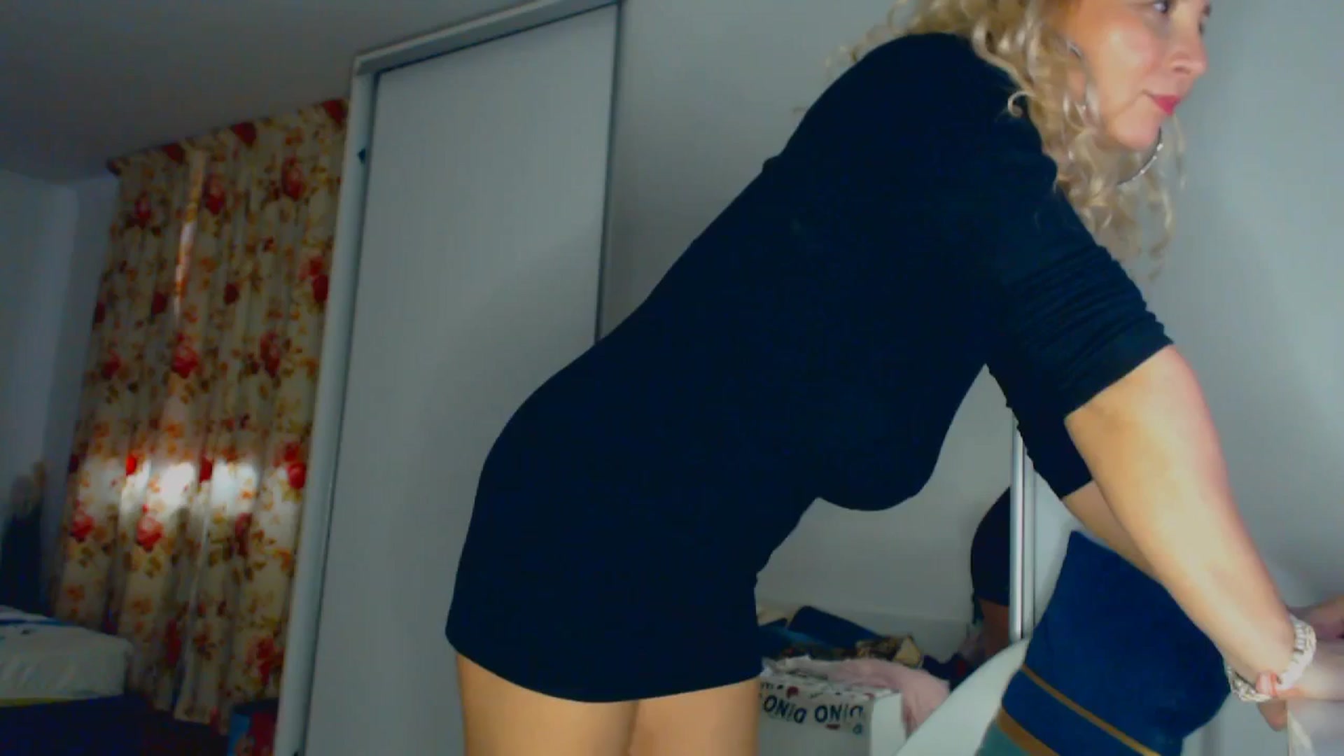 Gallery image thumbnail from Merlyn4u's myfreecams stream on, 03/22/2026, 14:14 image 7 of 20