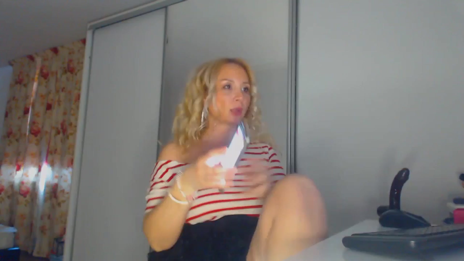 Gallery image thumbnail from Merlyn4u's myfreecams stream on, 03/26/2026, 10:22 image 15 of 20