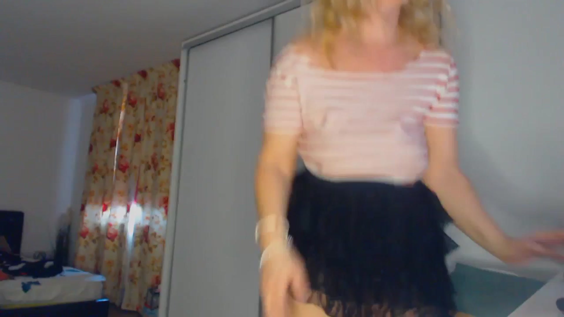 Gallery image thumbnail from Merlyn4u's myfreecams stream on, 03/26/2026, 10:22 image 12 of 20
