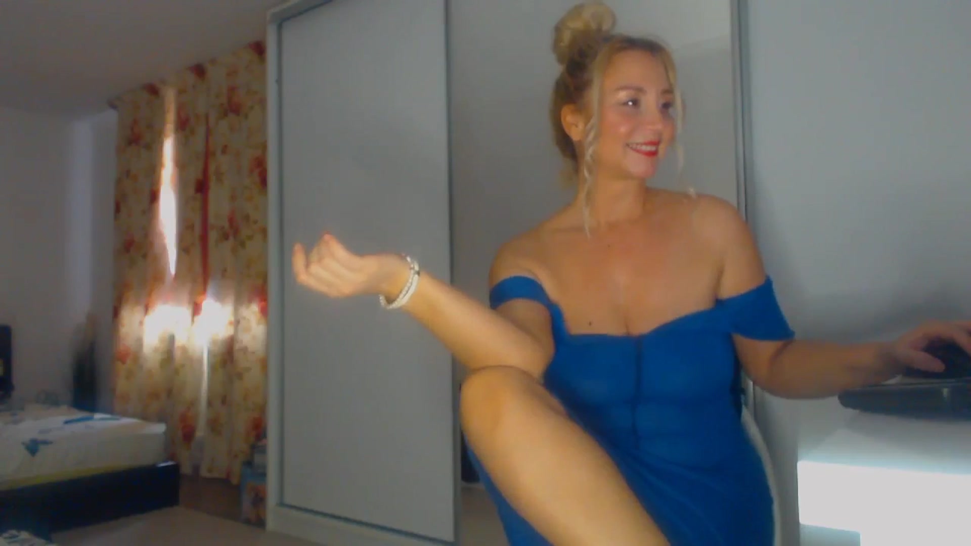 Gallery image thumbnail from Merlyn4u's myfreecams stream on, 03/31/2026, 10:33 image 7 of 20