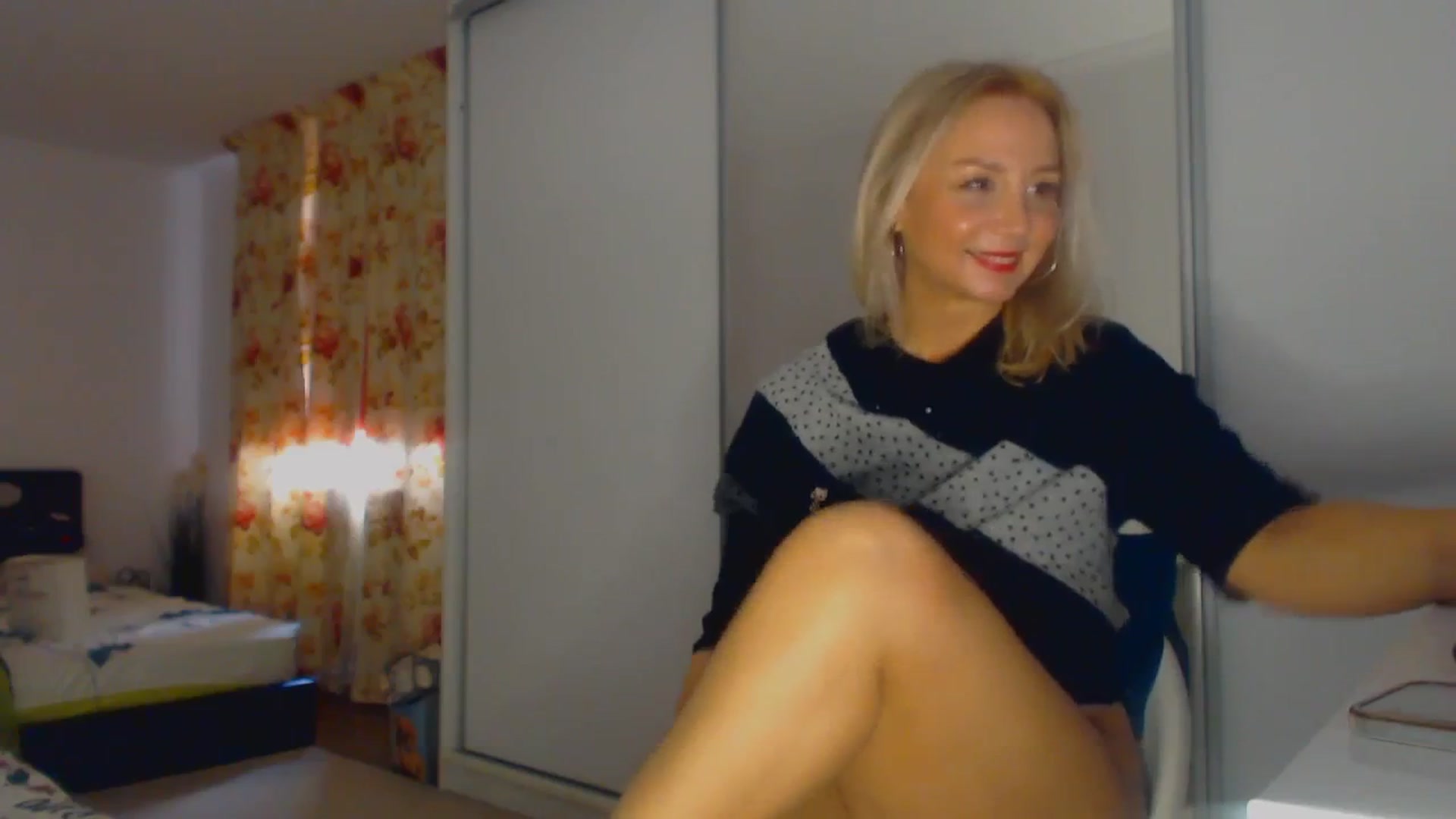 Gallery image thumbnail from Merlyn4u's myfreecams stream on, 04/01/2026, 10:54 image 20 of 20