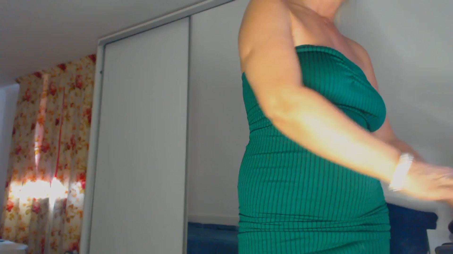 Gallery image thumbnail from Merlyn4u's myfreecams stream on, 04/03/2026, 11:23 image 20 of 20