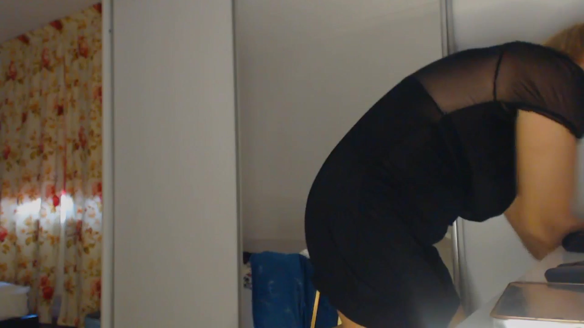 Gallery image thumbnail from Merlyn4u's myfreecams stream on, 04/05/2026, 12:59 image 9 of 20