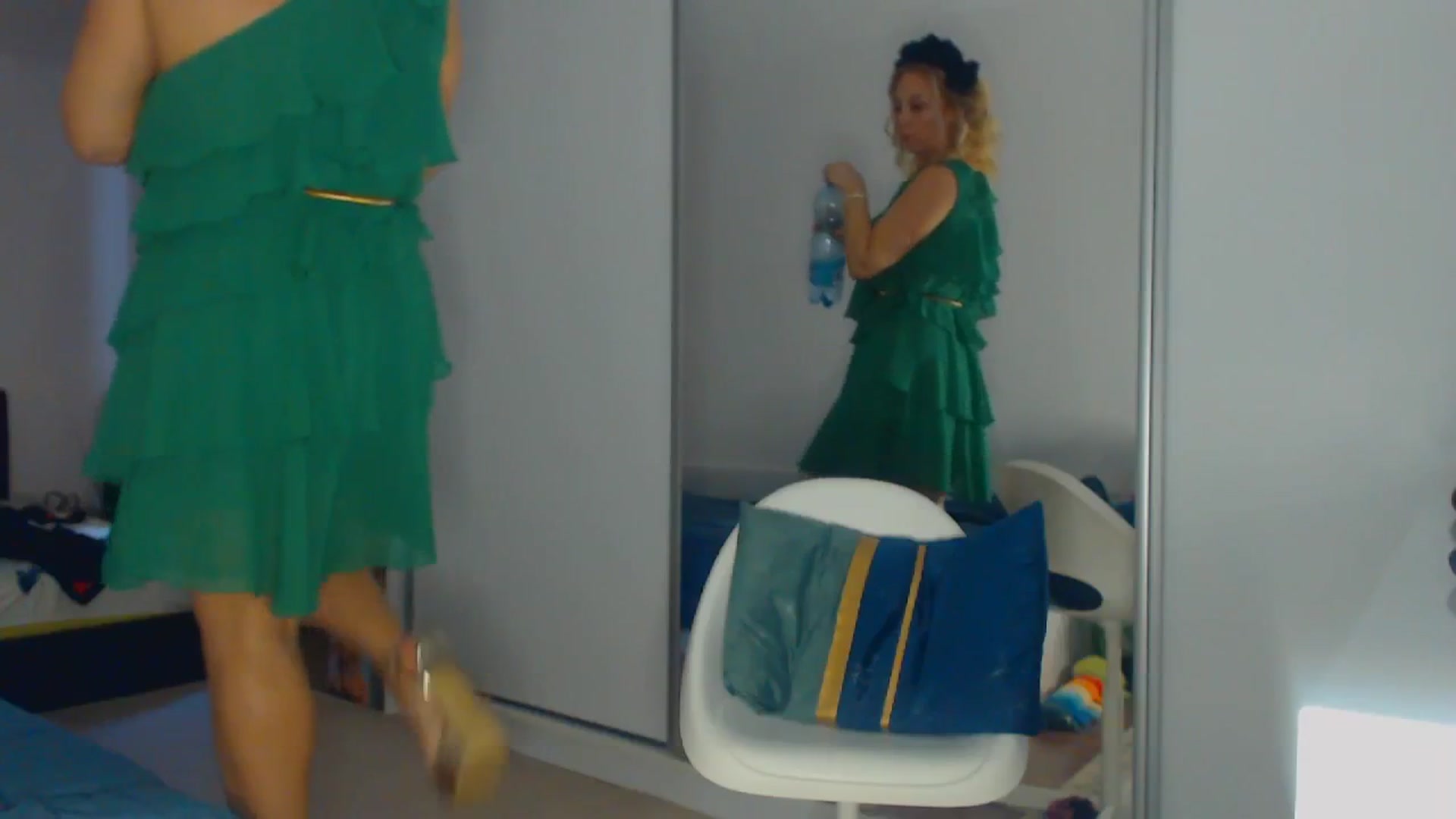 Gallery image thumbnail from Merlyn4u's myfreecams stream on, 04/07/2026, 12:45 image 14 of 20