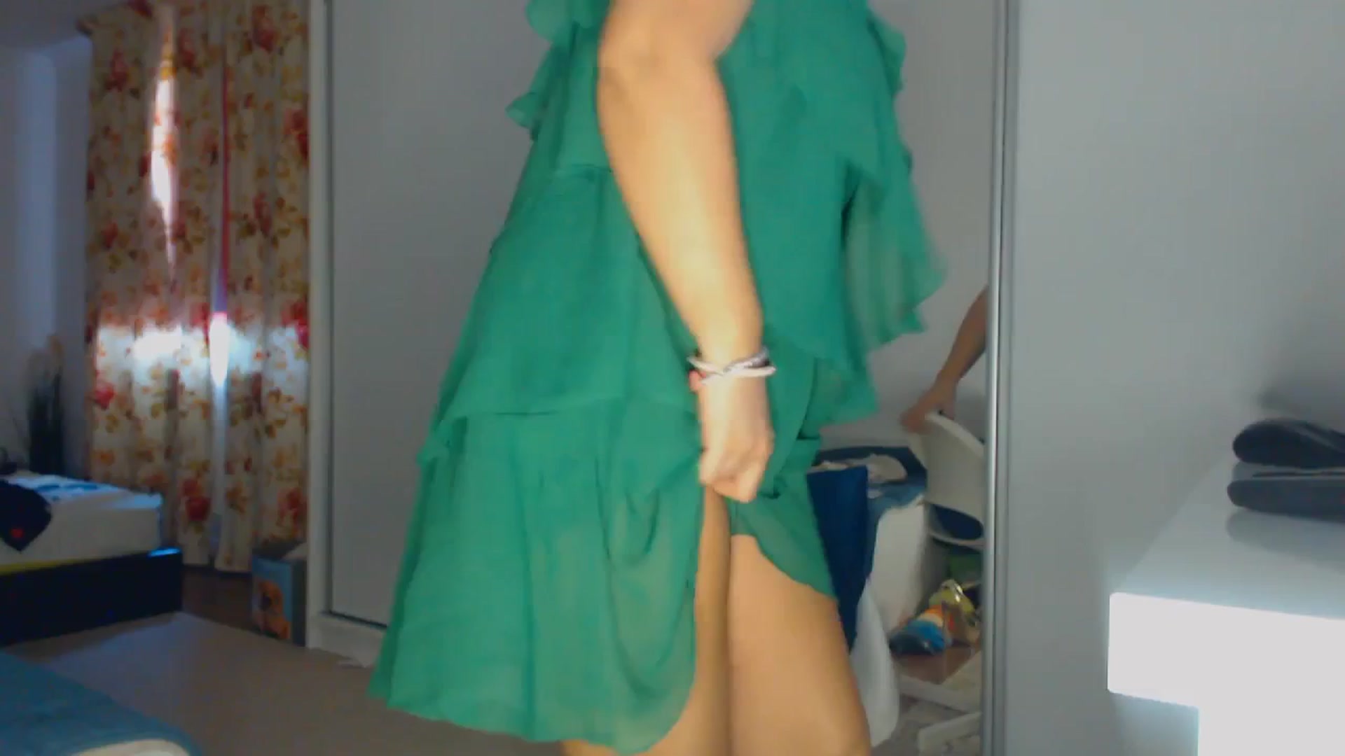 Gallery image thumbnail from Merlyn4u's myfreecams stream on, 04/07/2026, 13:30 image 14 of 20
