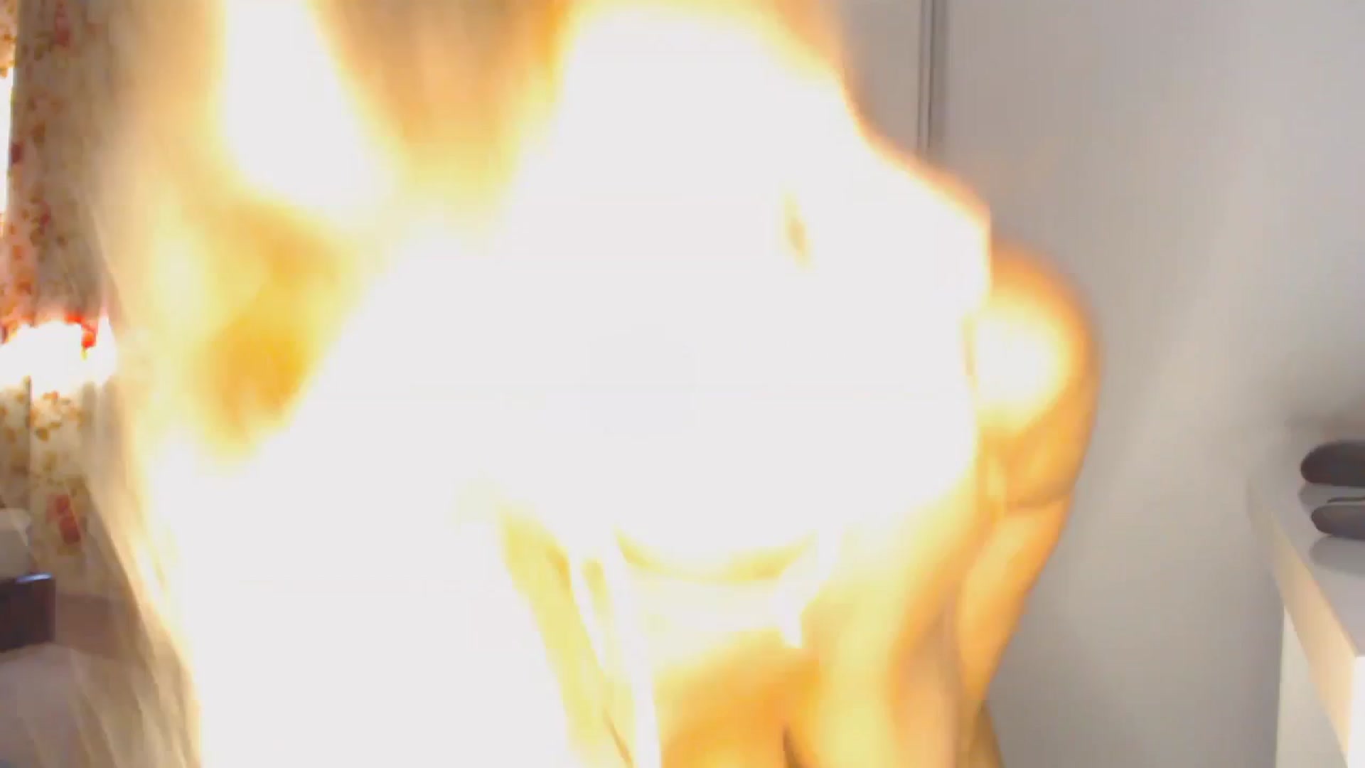 Gallery image thumbnail from Merlyn4u's myfreecams stream on, 04/14/2026, 10:44 image 17 of 20