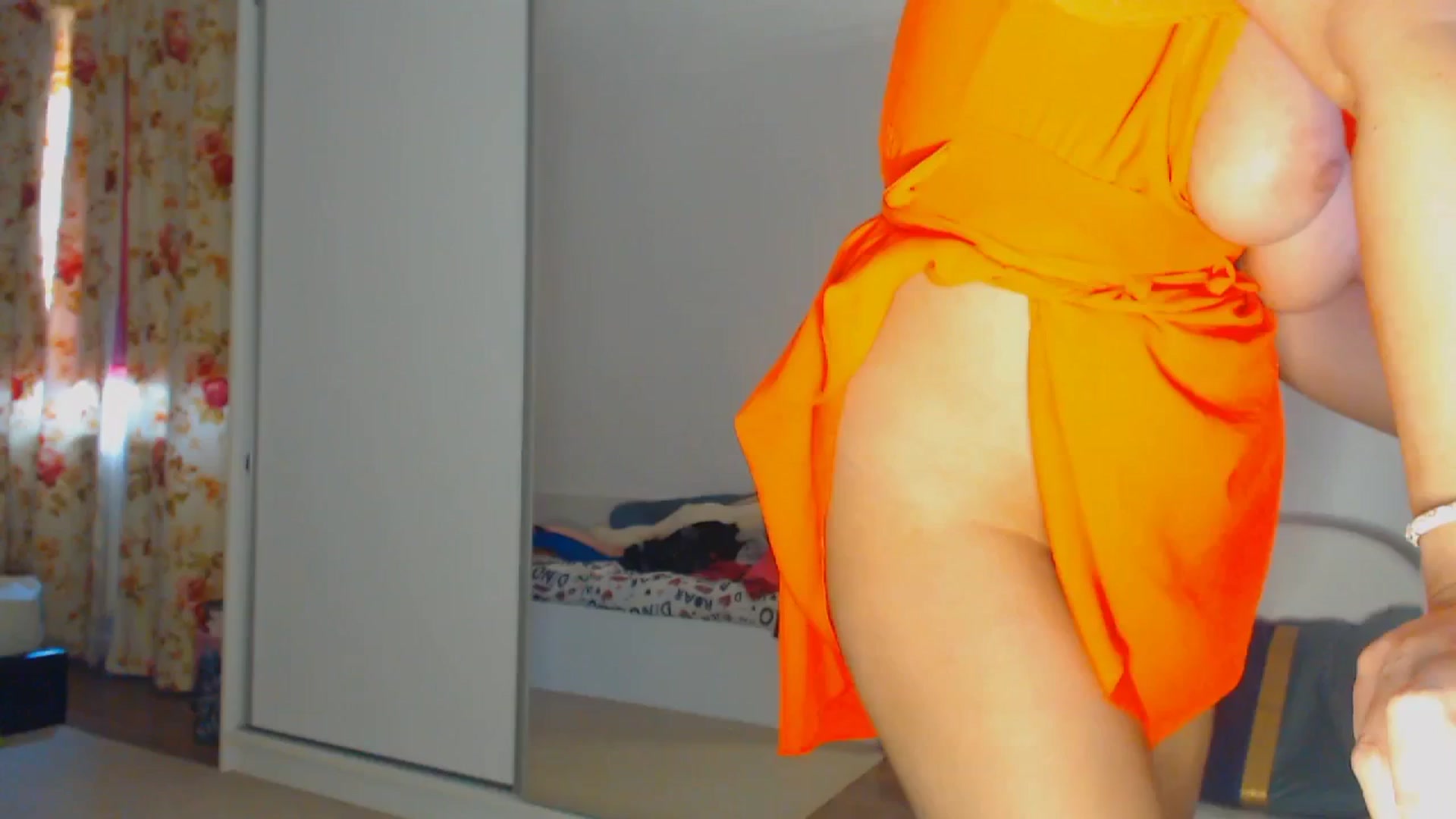Gallery image thumbnail from Merlyn4u's myfreecams stream on, 04/27/2026, 11:15 image 18 of 20