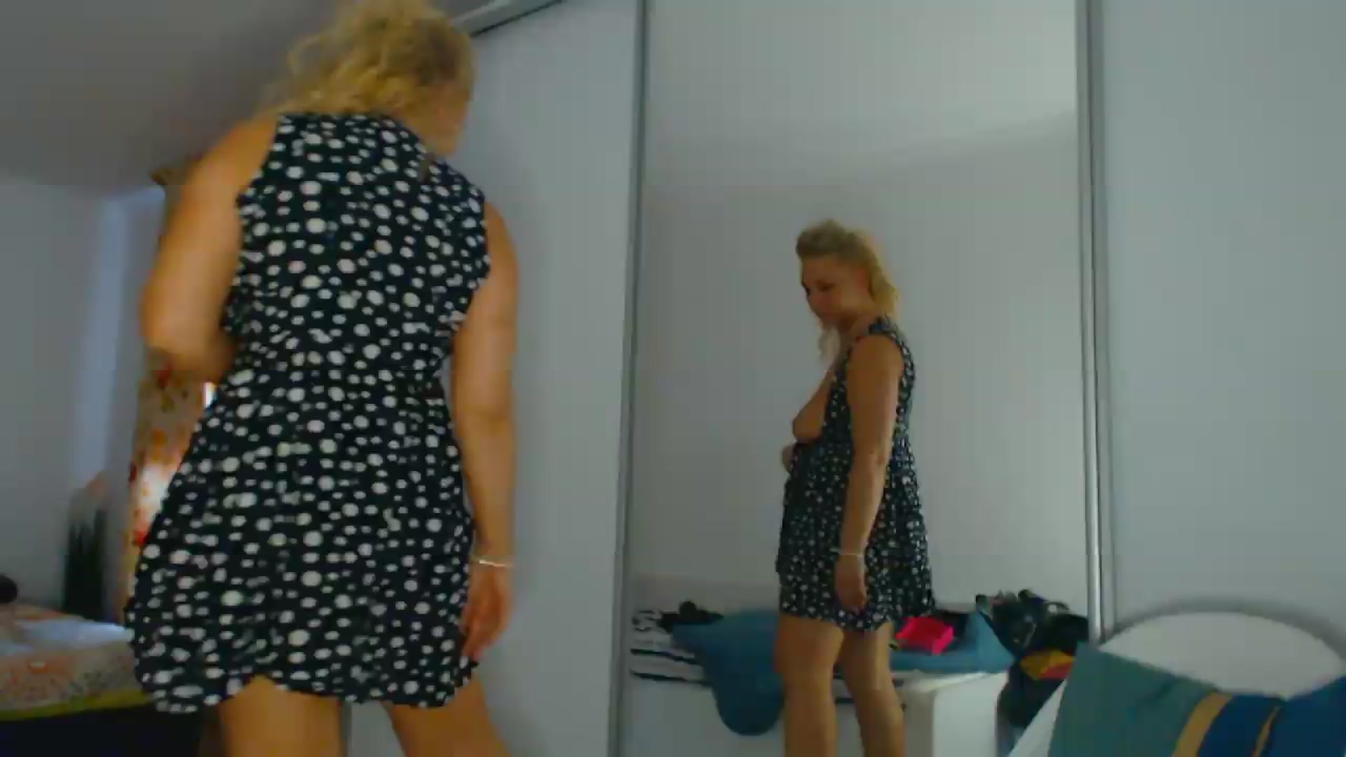 Gallery image thumbnail from Merlyn4u's myfreecams stream on, 05/25/2026, 10:50 image 15 of 20