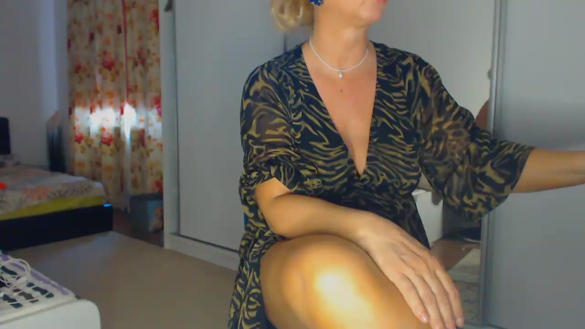 Gallery image thumbnail from Merlyn4u's myfreecams stream on, 05/28/2026, 10:57 image 6 of 20
