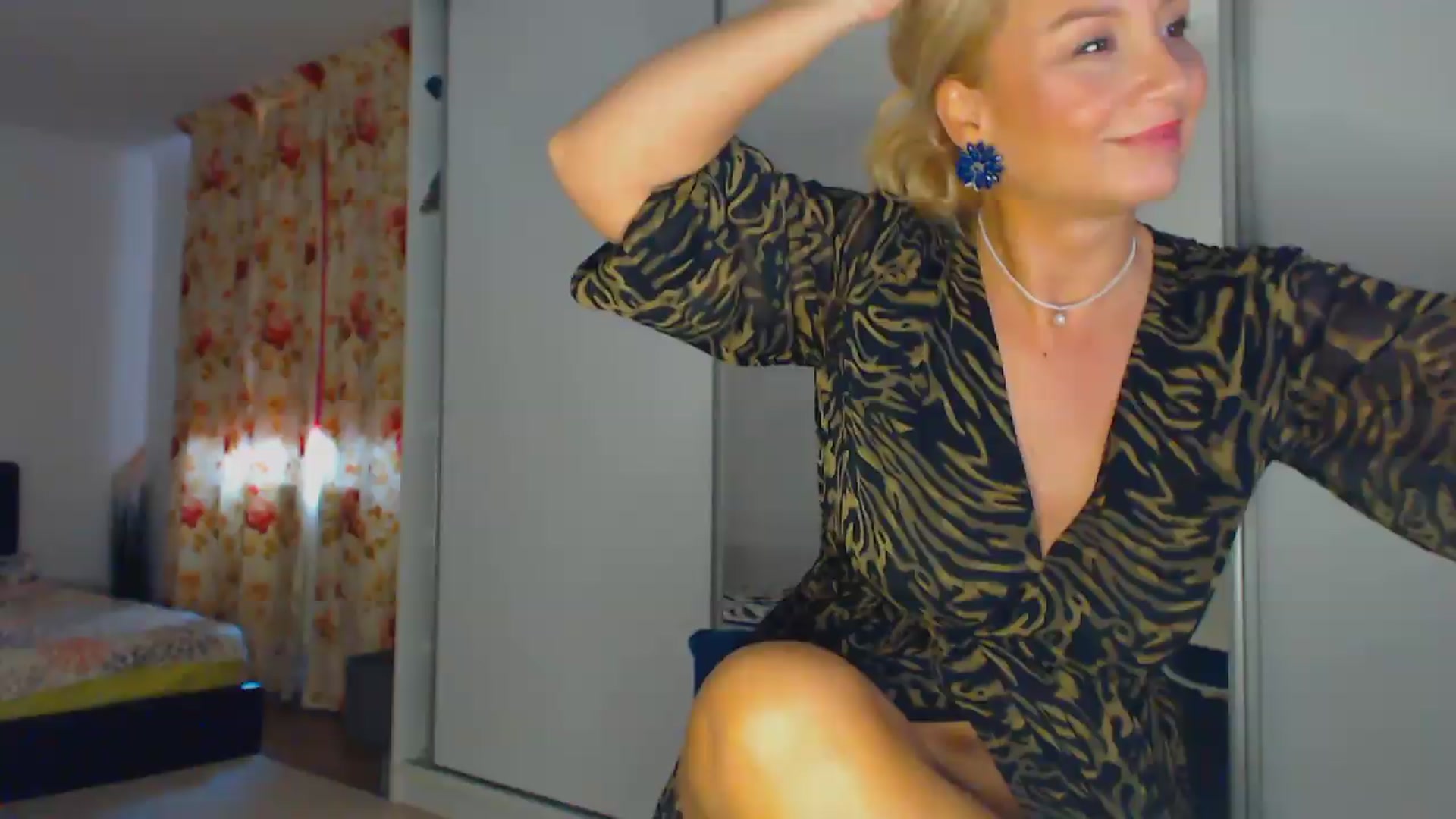 Gallery image thumbnail from Merlyn4u's myfreecams stream on, 05/28/2026, 10:57 image 9 of 20