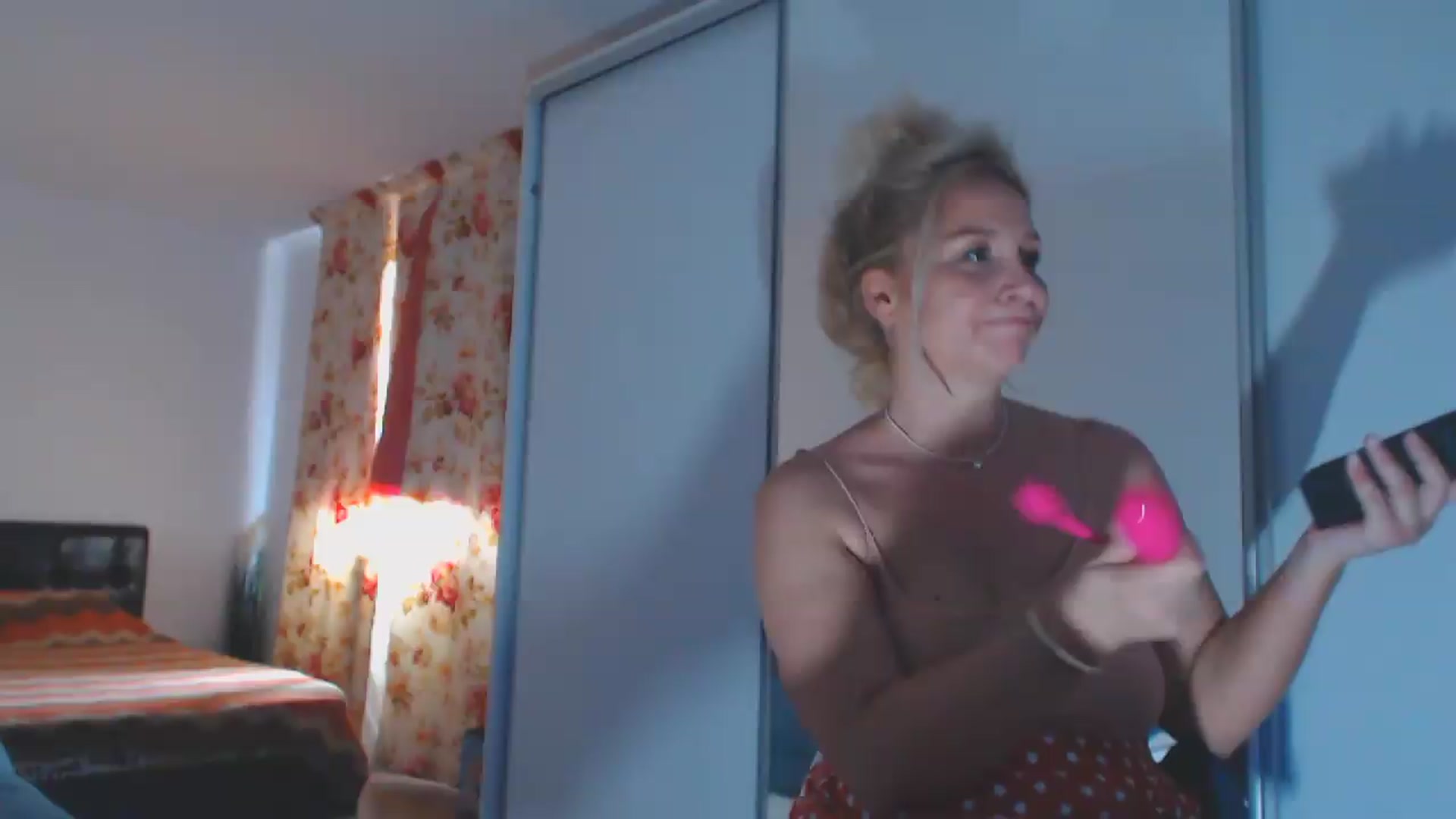 Gallery image thumbnail from Merlyn4u's myfreecams stream on, 06/06/2026, 12:02 image 4 of 20