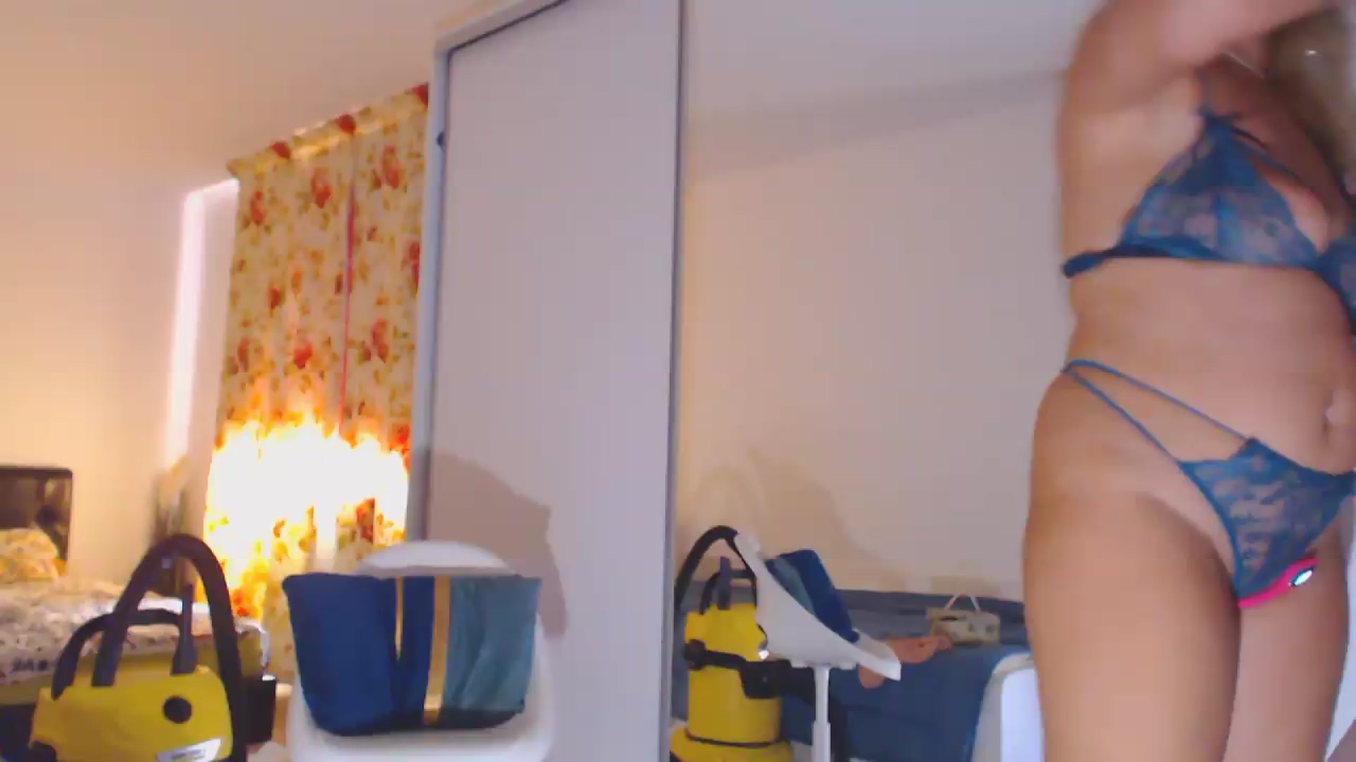 Gallery image thumbnail from Merlyn4u's myfreecams stream on, 06/07/2026, 13:07 image 7 of 20