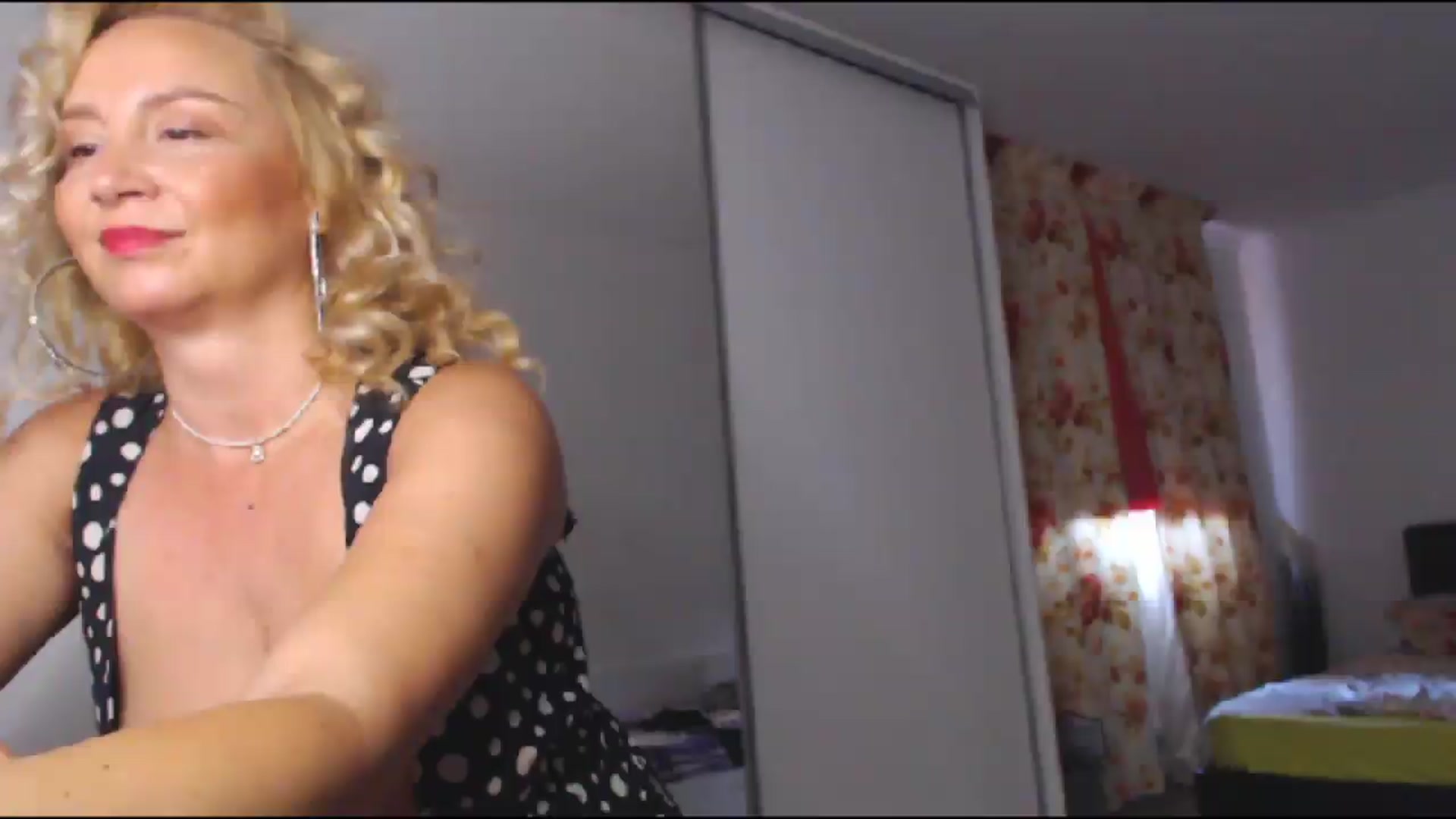 Gallery image thumbnail from Merlyn4u's myfreecams stream on, 06/22/2026, 09:54 image 7 of 20
