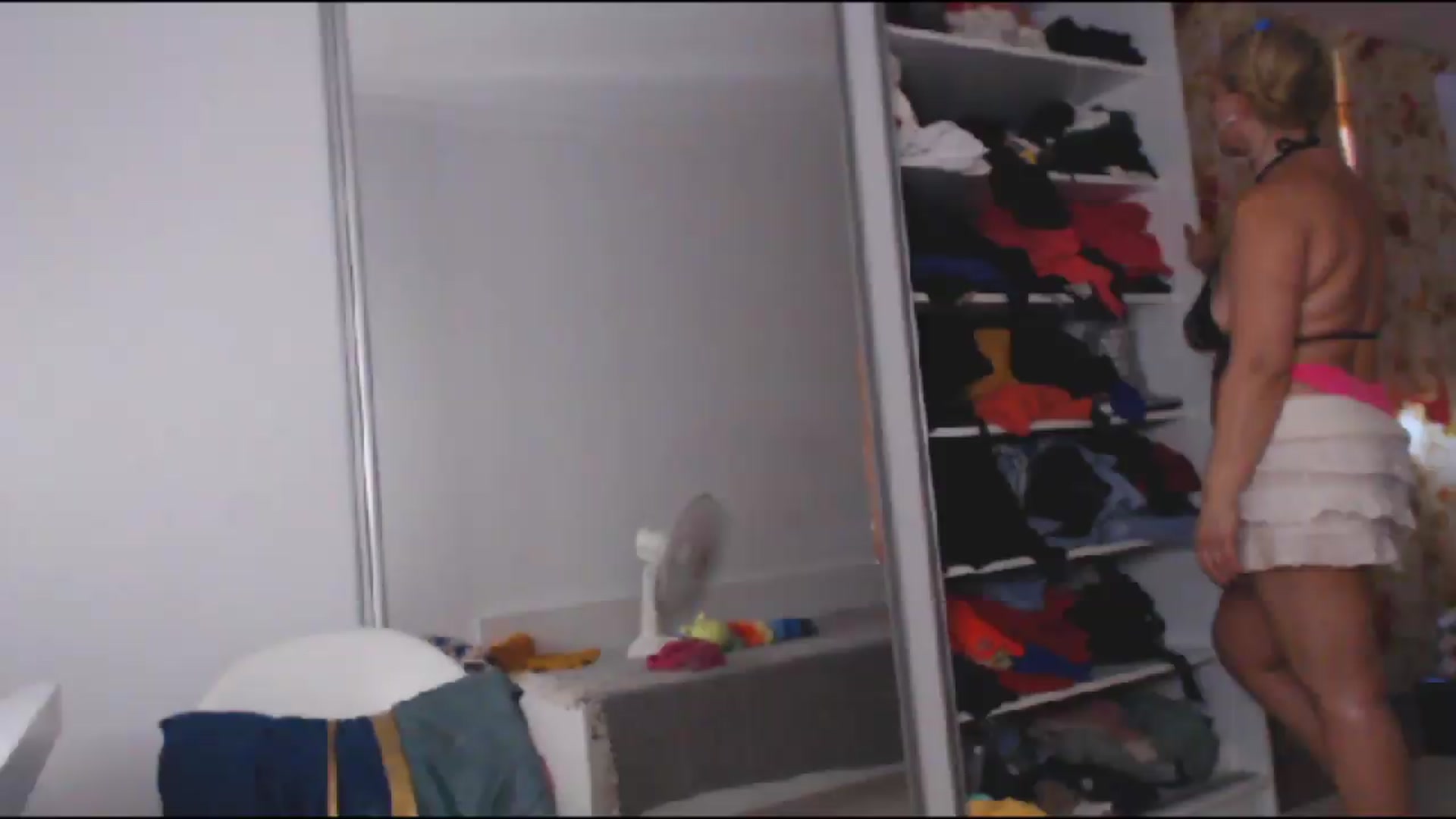 Gallery image thumbnail from Merlyn4u's myfreecams stream on, 06/28/2026, 09:50 image 5 of 20