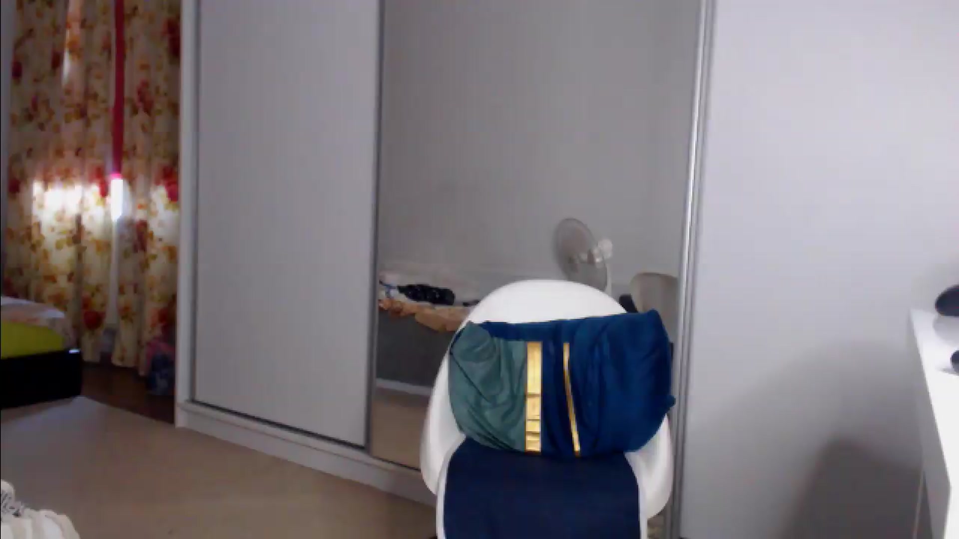 Gallery image thumbnail from Merlyn4u's myfreecams stream on, 07/15/2026, 10:27 image 9 of 20