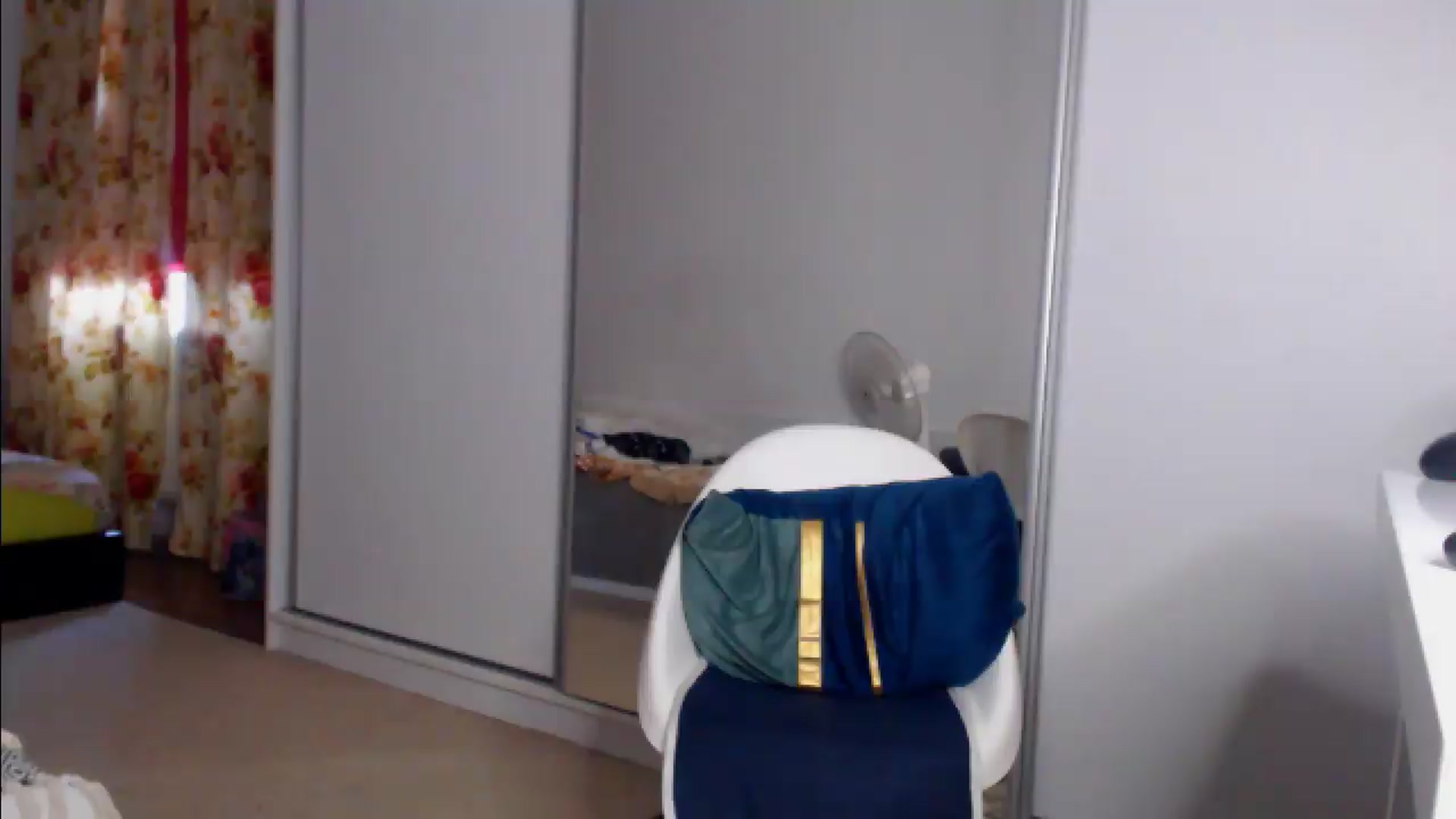 Gallery image thumbnail from Merlyn4u's myfreecams stream on, 07/15/2026, 10:27 image 8 of 20