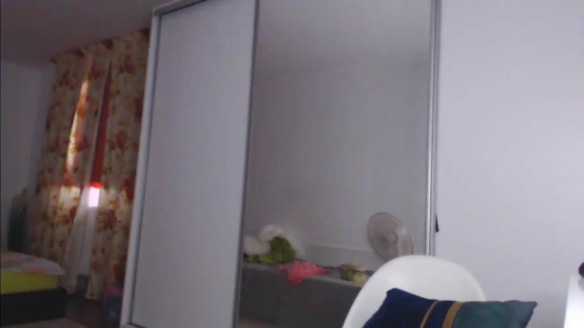 Gallery image thumbnail from Merlyn4u's myfreecams stream on, 07/19/2026, 13:17 image 11 of 20